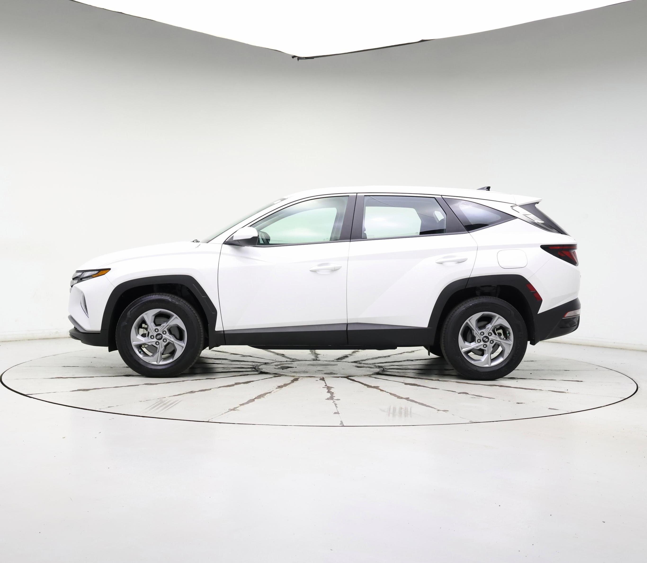 Thumbnail: 2023 Hyundai Tucson - 3