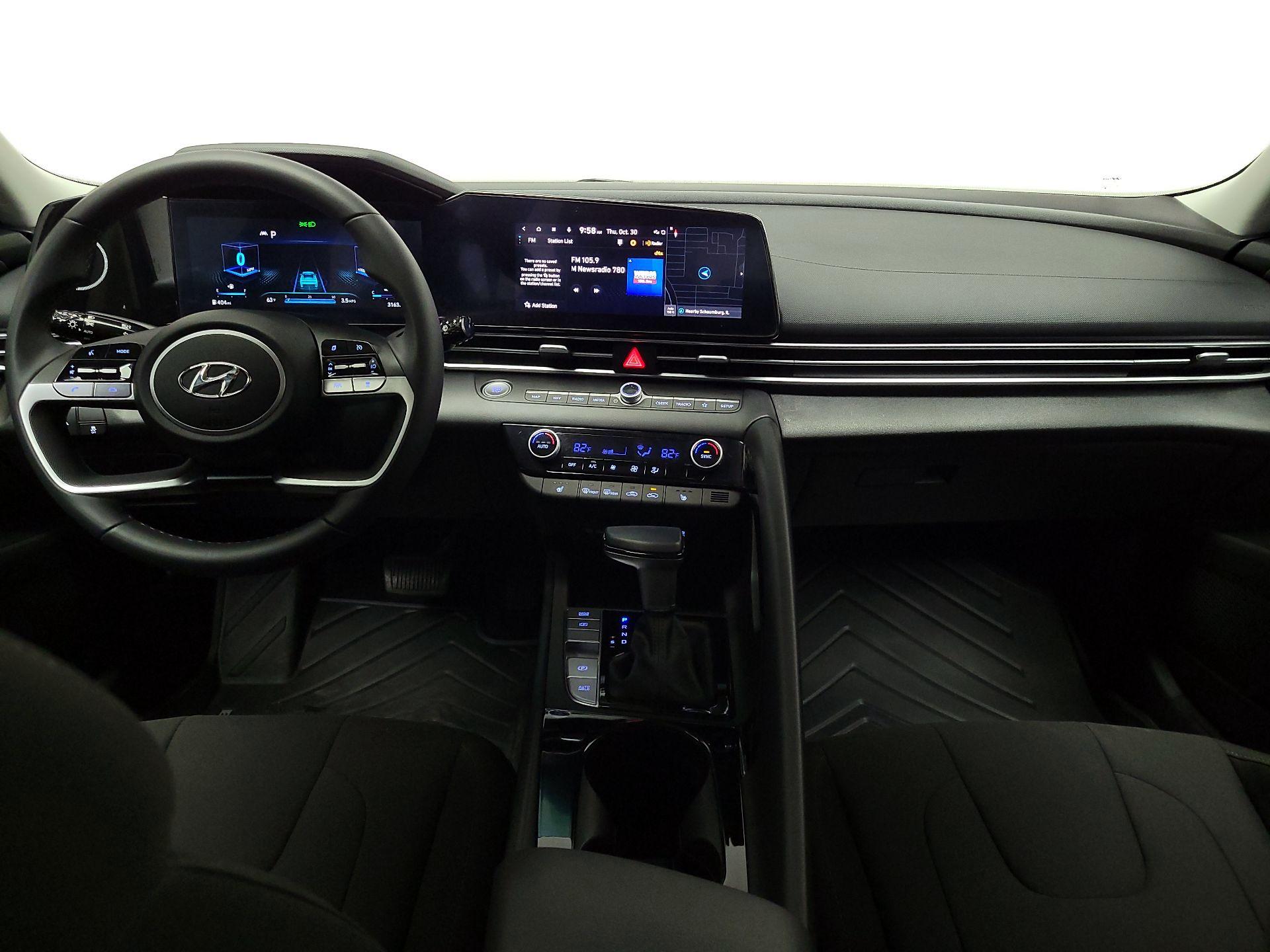 Thumbnail: 2023 Hyundai Elantra - 9