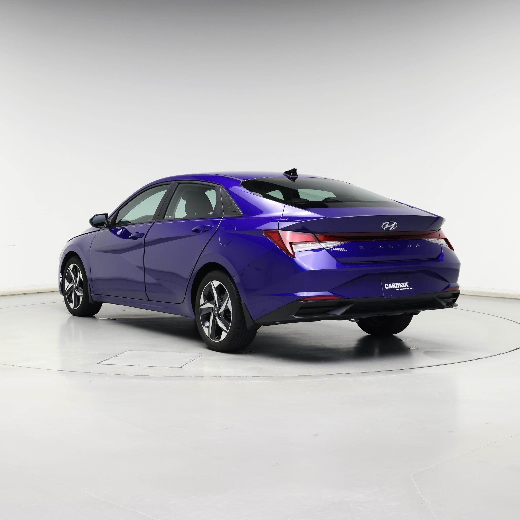 Thumbnail: 2023 Hyundai Elantra - 2