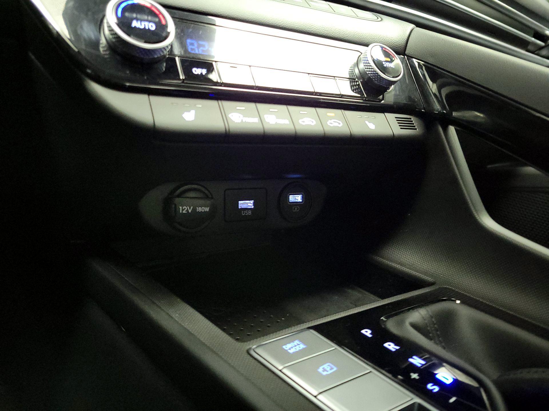 Thumbnail: 2023 Hyundai Elantra - 19