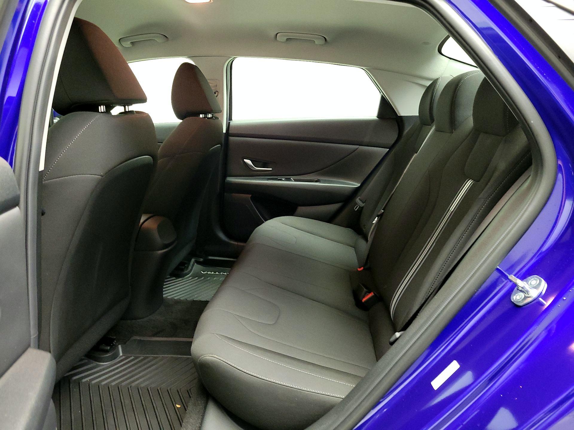 Thumbnail: 2023 Hyundai Elantra - 20