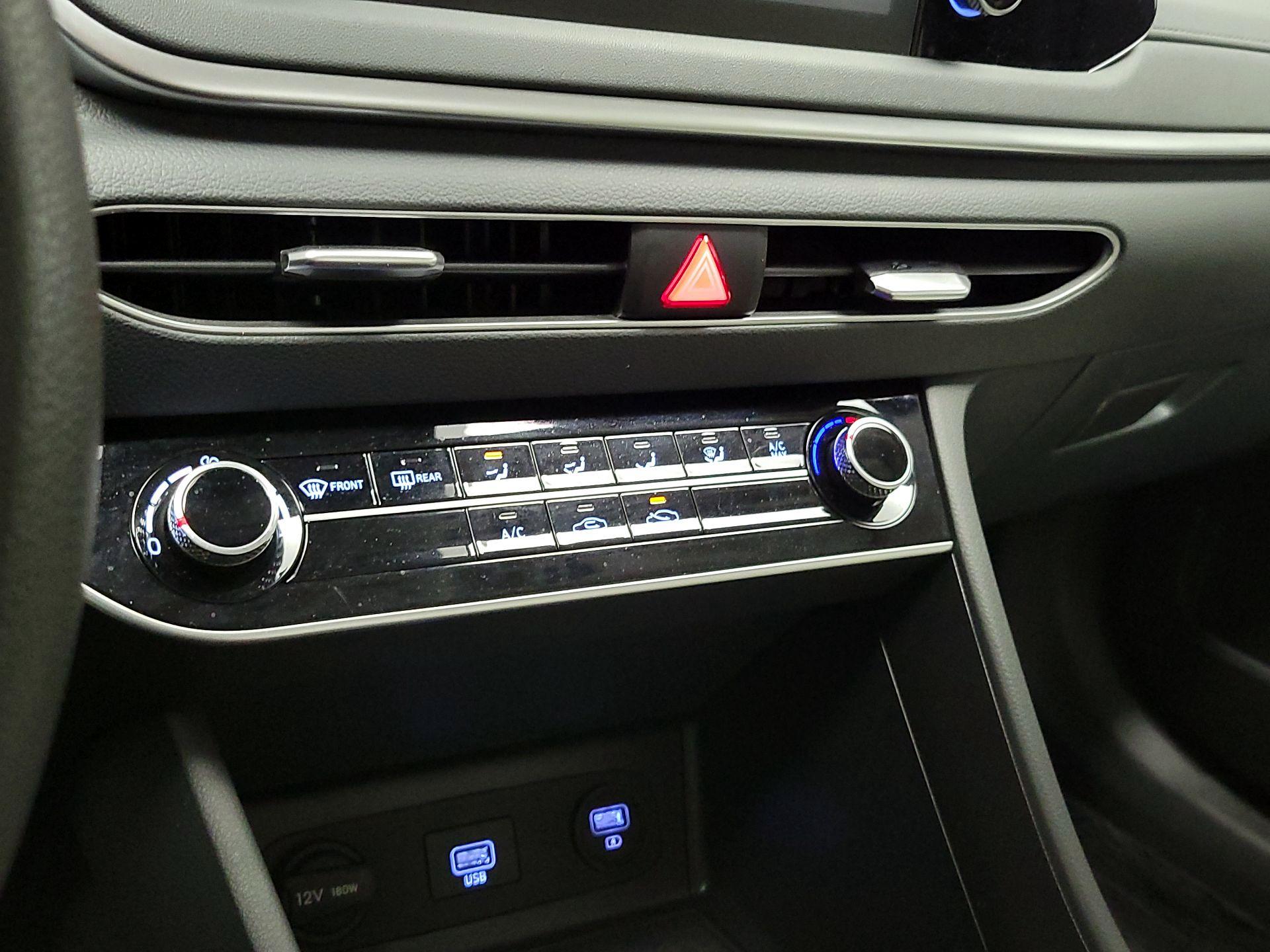 Thumbnail: 2023 Hyundai Sonata - 16