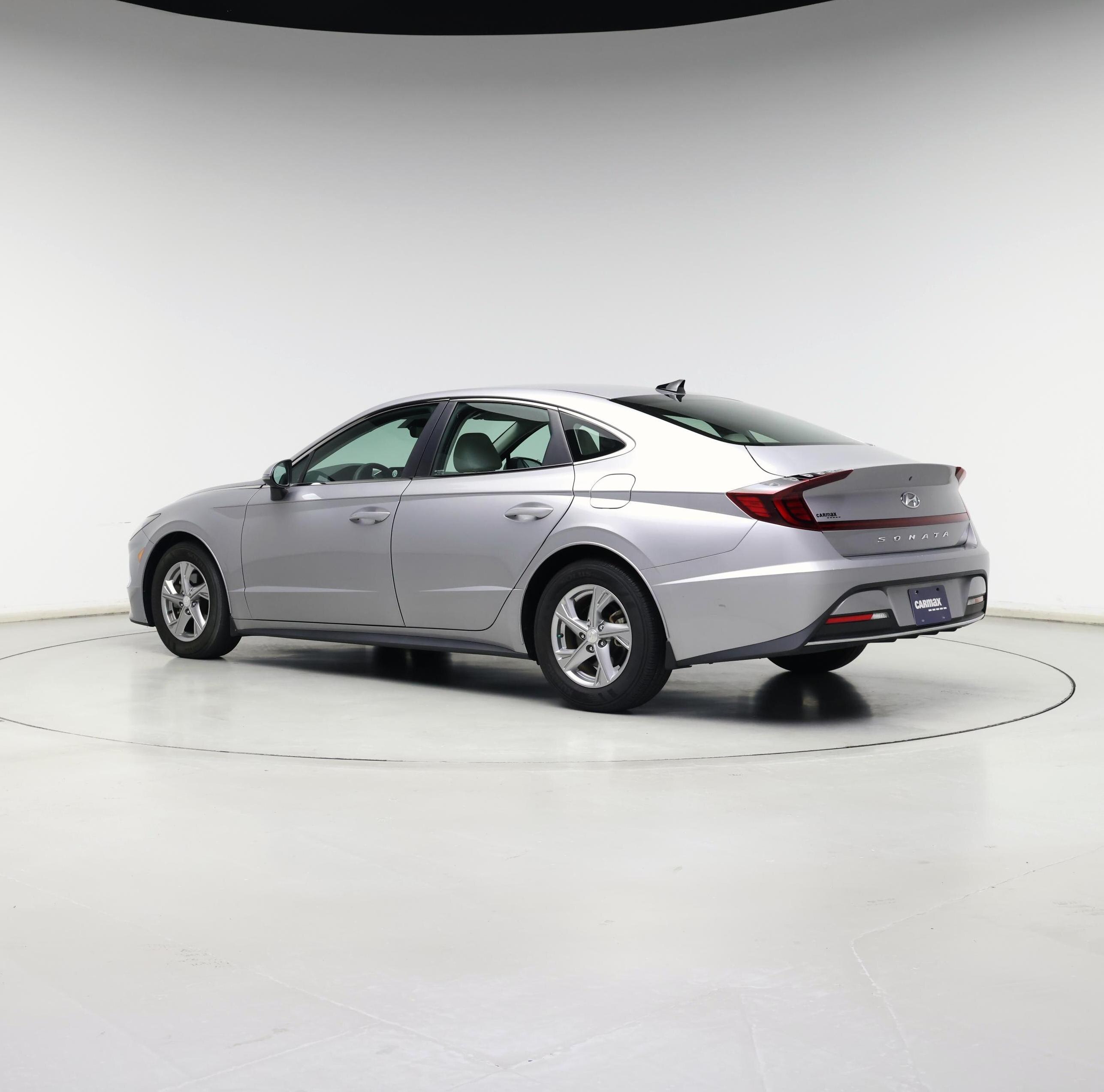 Thumbnail: 2023 Hyundai Sonata - 2