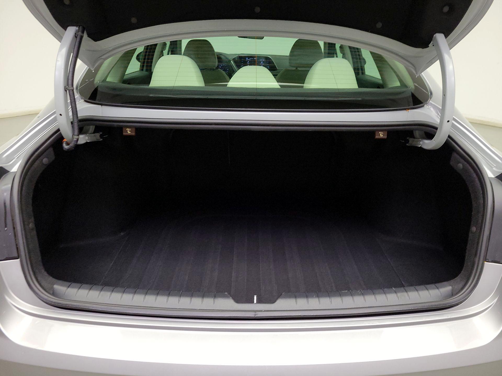 Thumbnail: 2023 Hyundai Sonata - 20