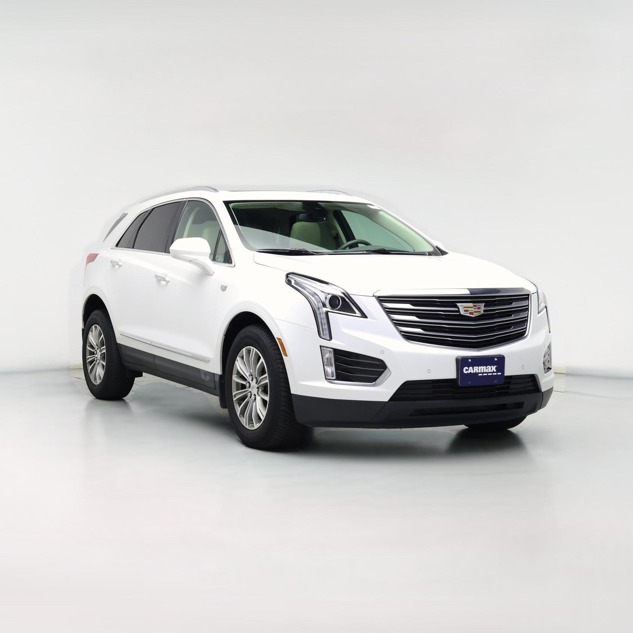 Thumbnail: 2017 Cadillac XT5 - 1