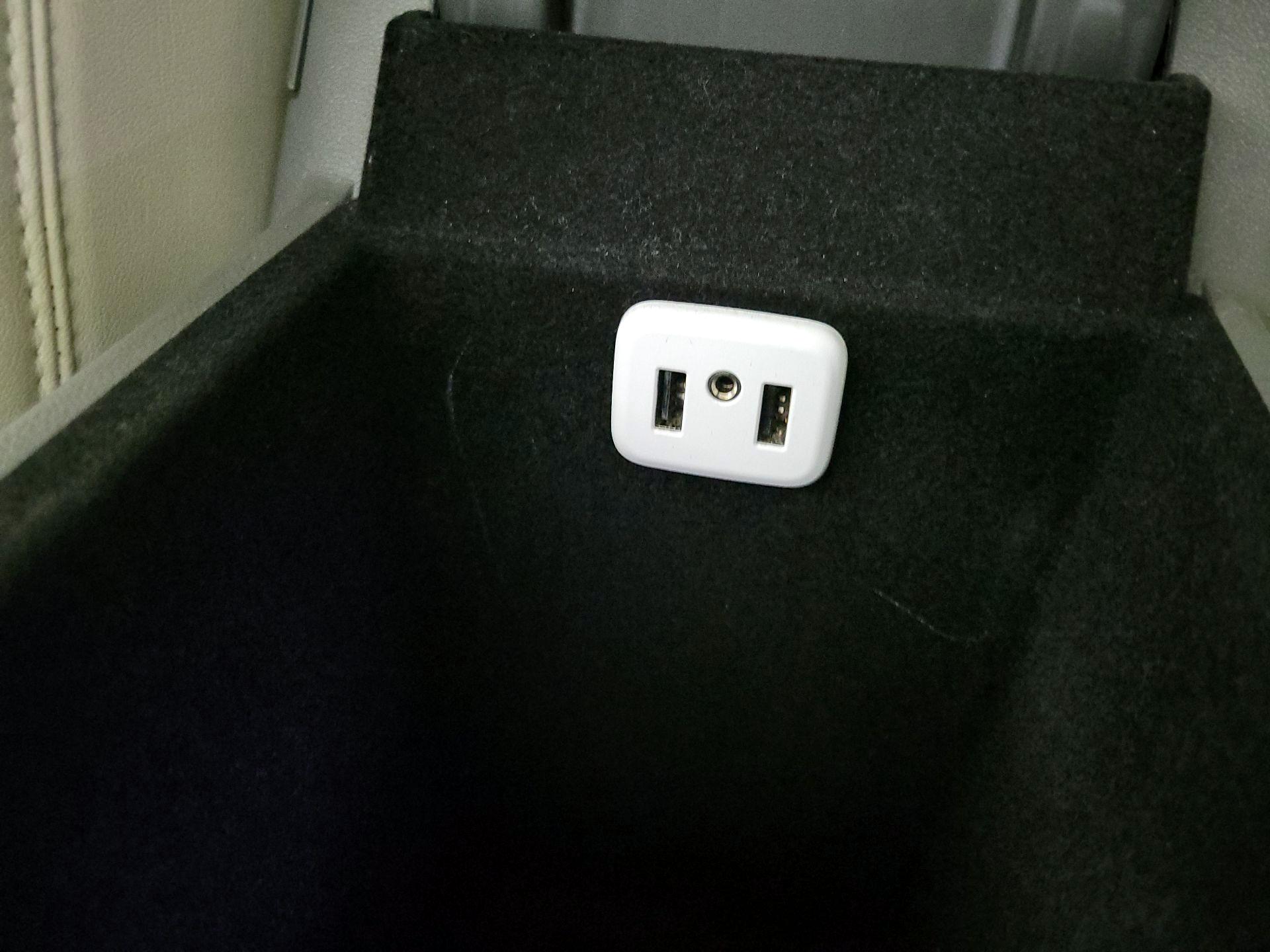 Thumbnail: 2017 Cadillac XT5 - 19