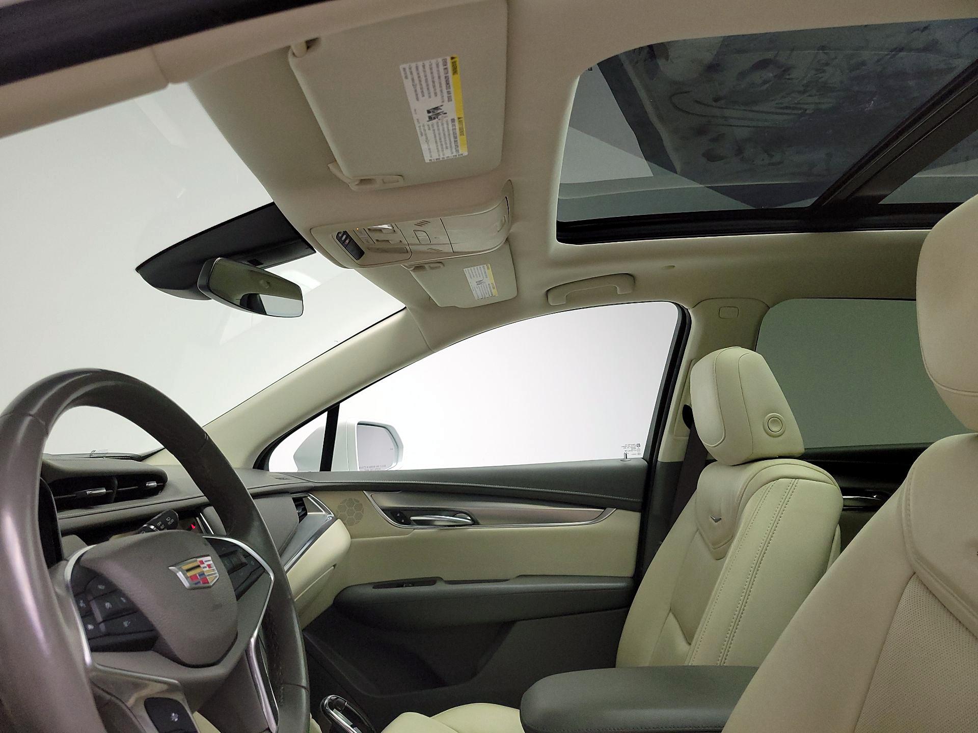 Thumbnail: 2017 Cadillac XT5 - 20