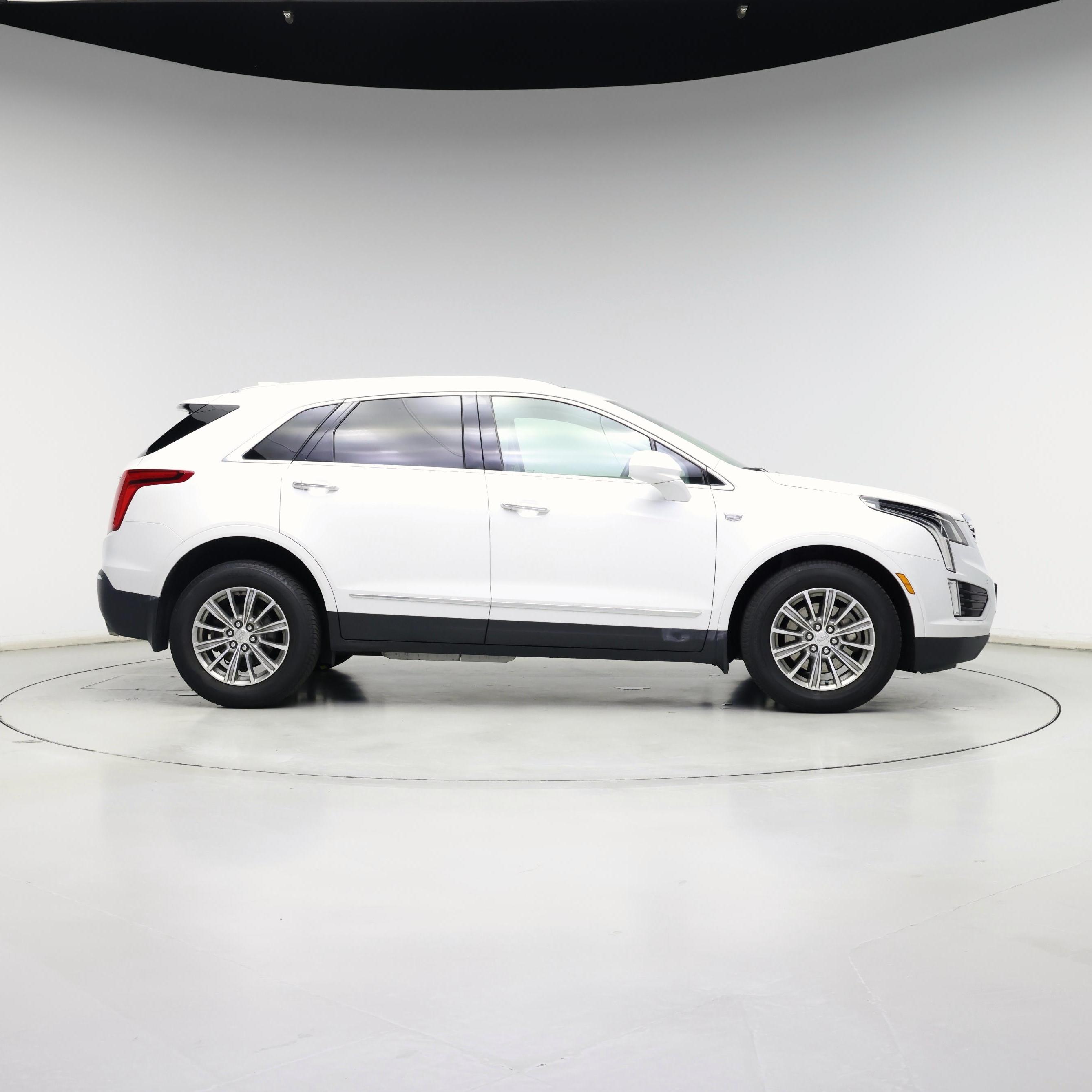 Thumbnail: 2017 Cadillac XT5 - 7