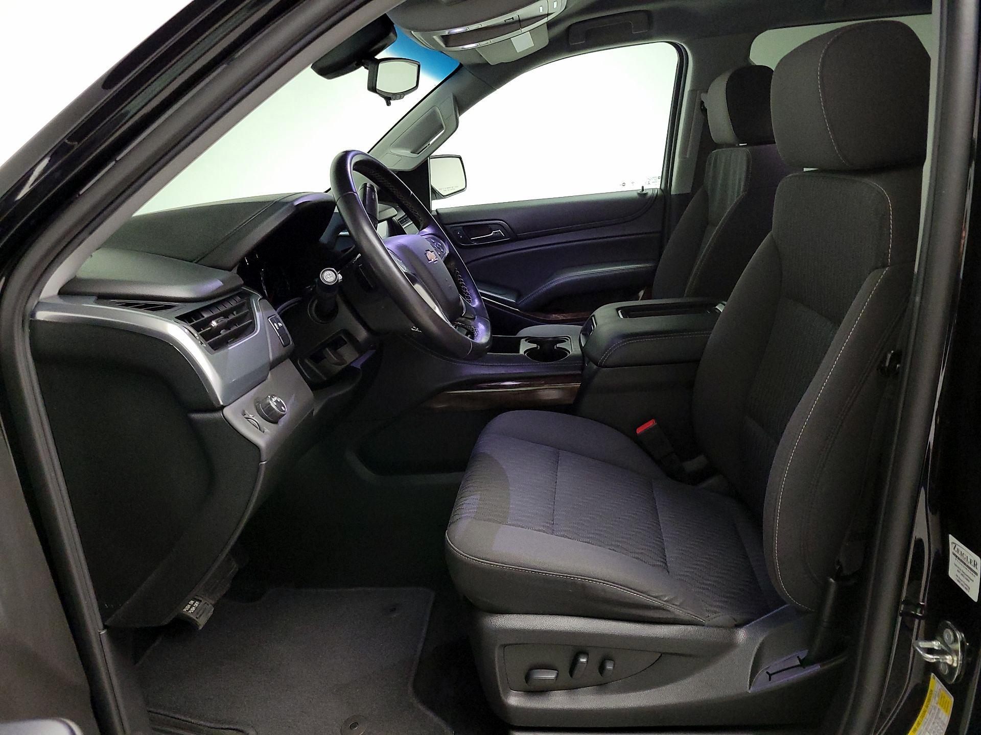 Thumbnail: 2018 Chevrolet Tahoe - 11