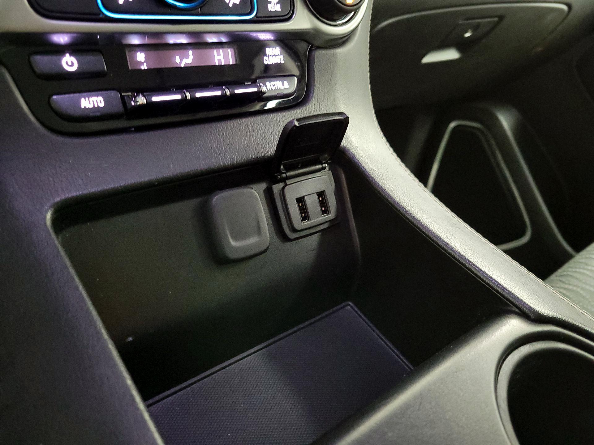 Thumbnail: 2018 Chevrolet Tahoe - 18