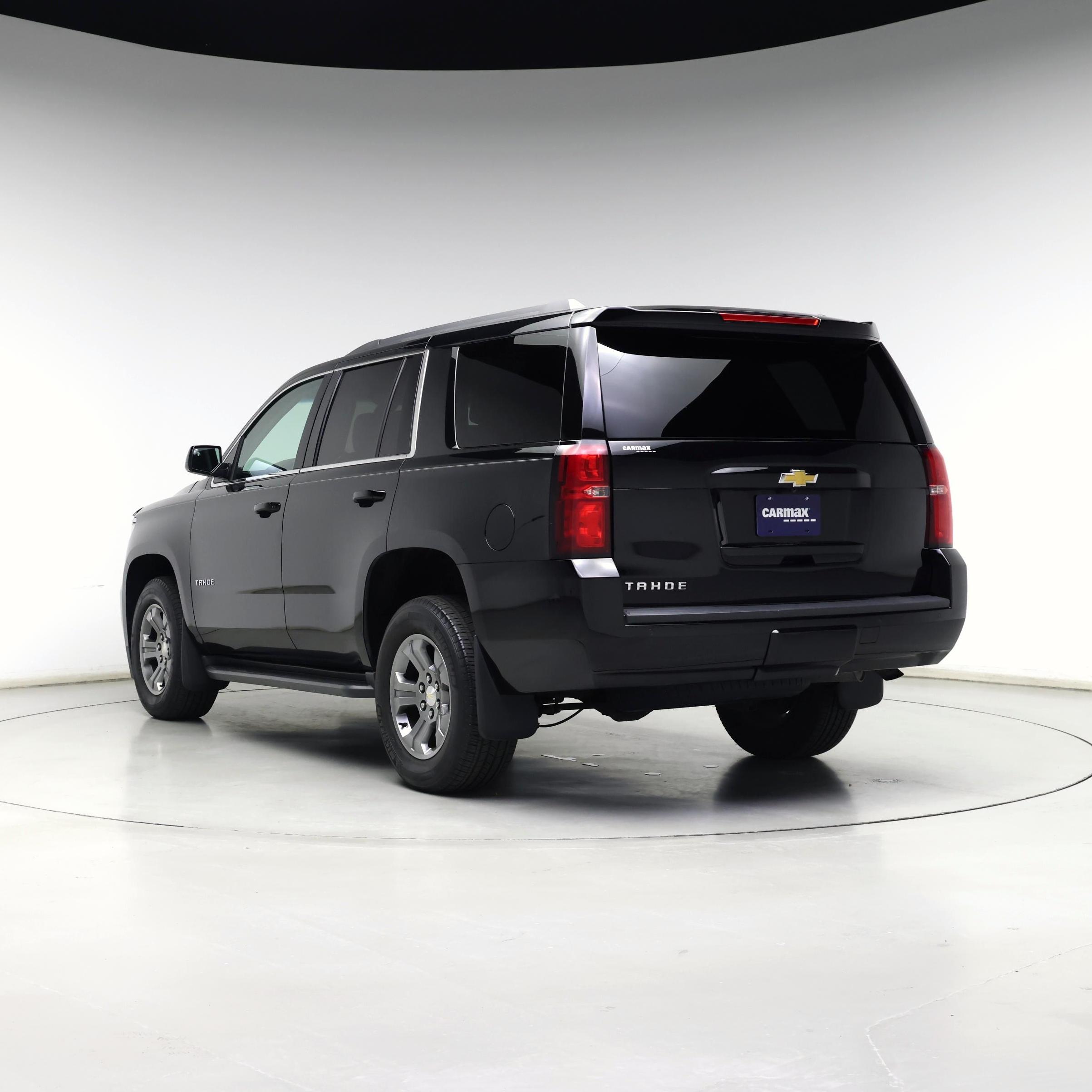 Thumbnail: 2018 Chevrolet Tahoe - 2
