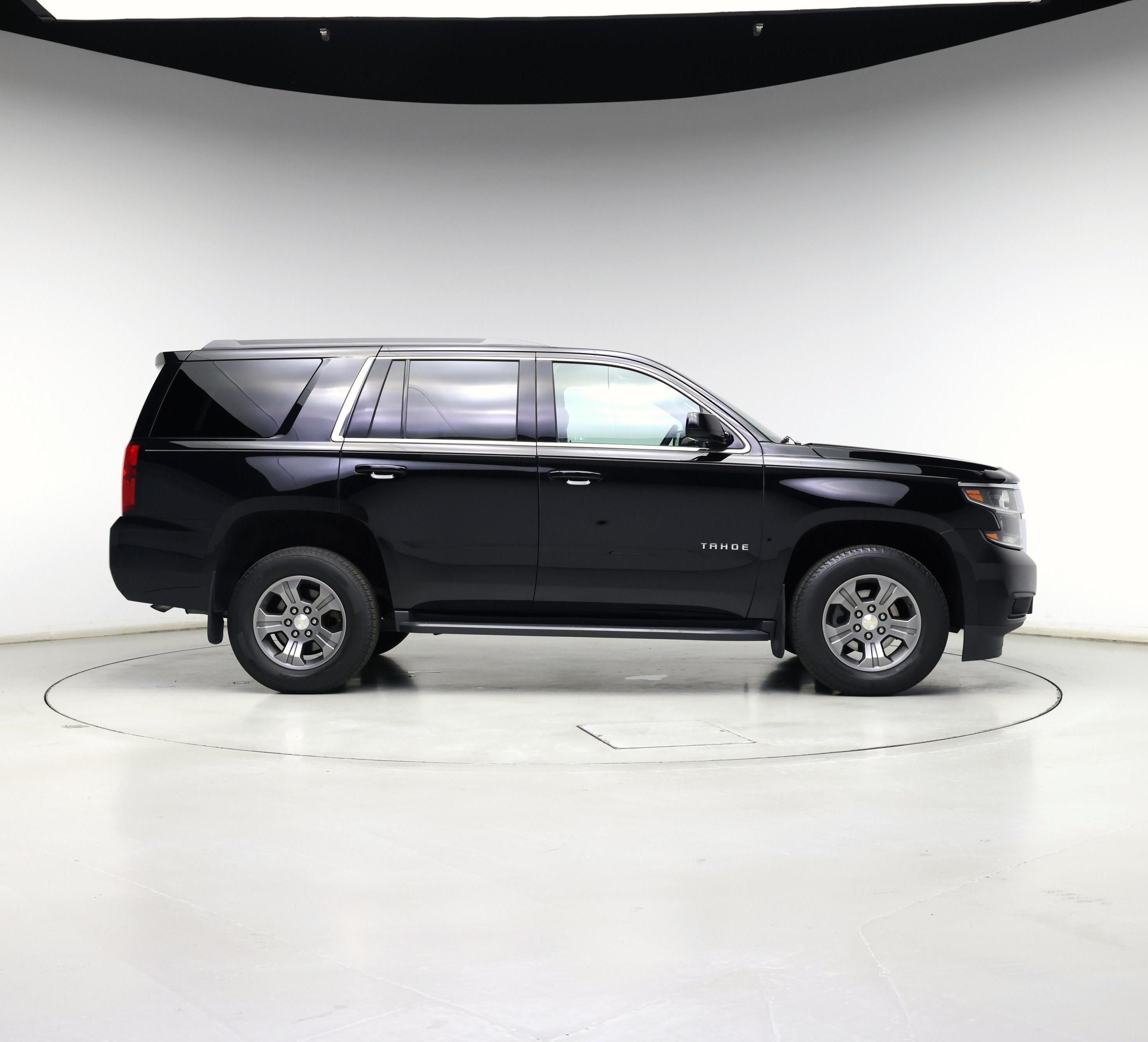 Thumbnail: 2018 Chevrolet Tahoe - 7
