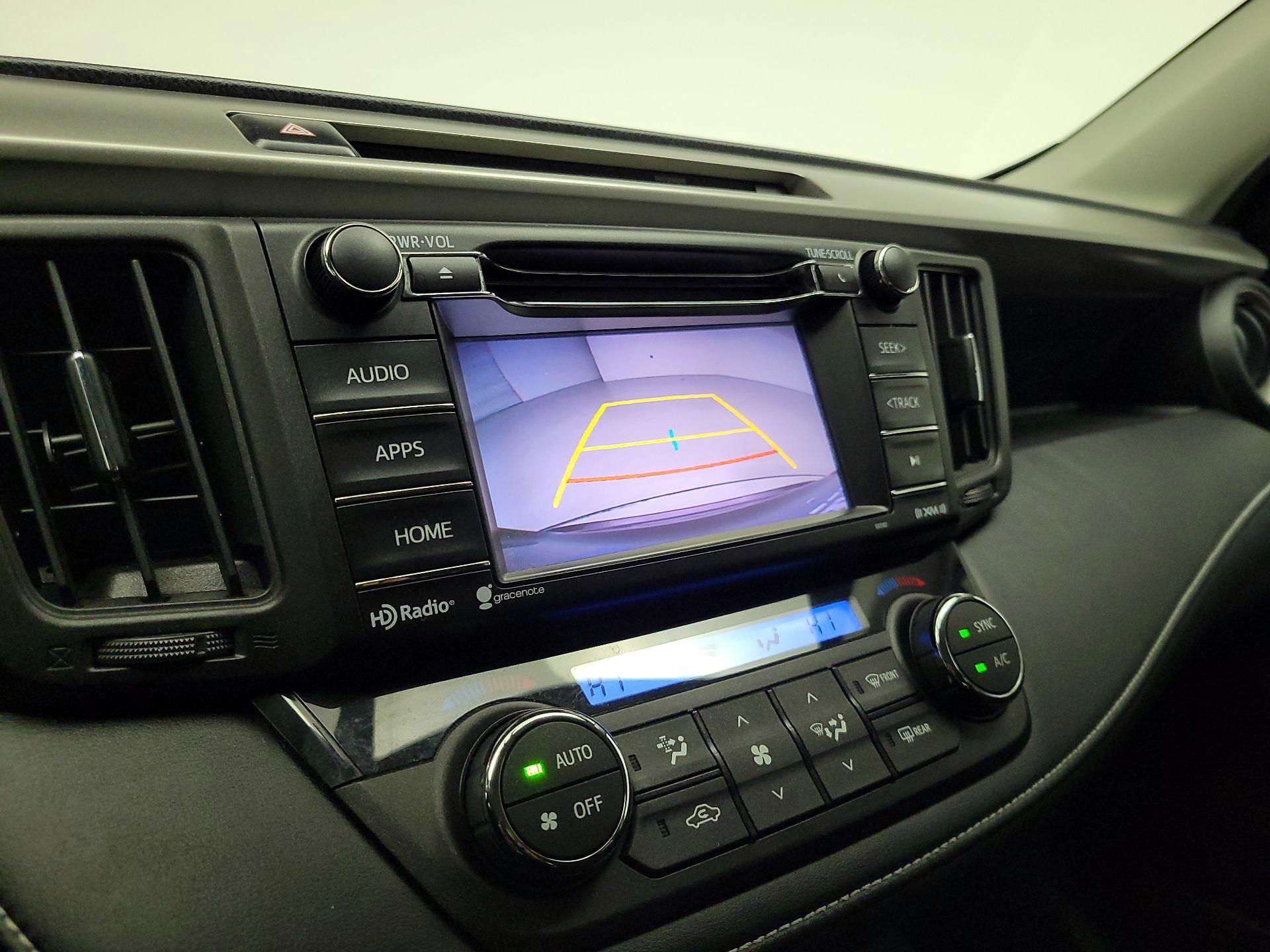 Thumbnail: 2016 Toyota RAV4 - 14