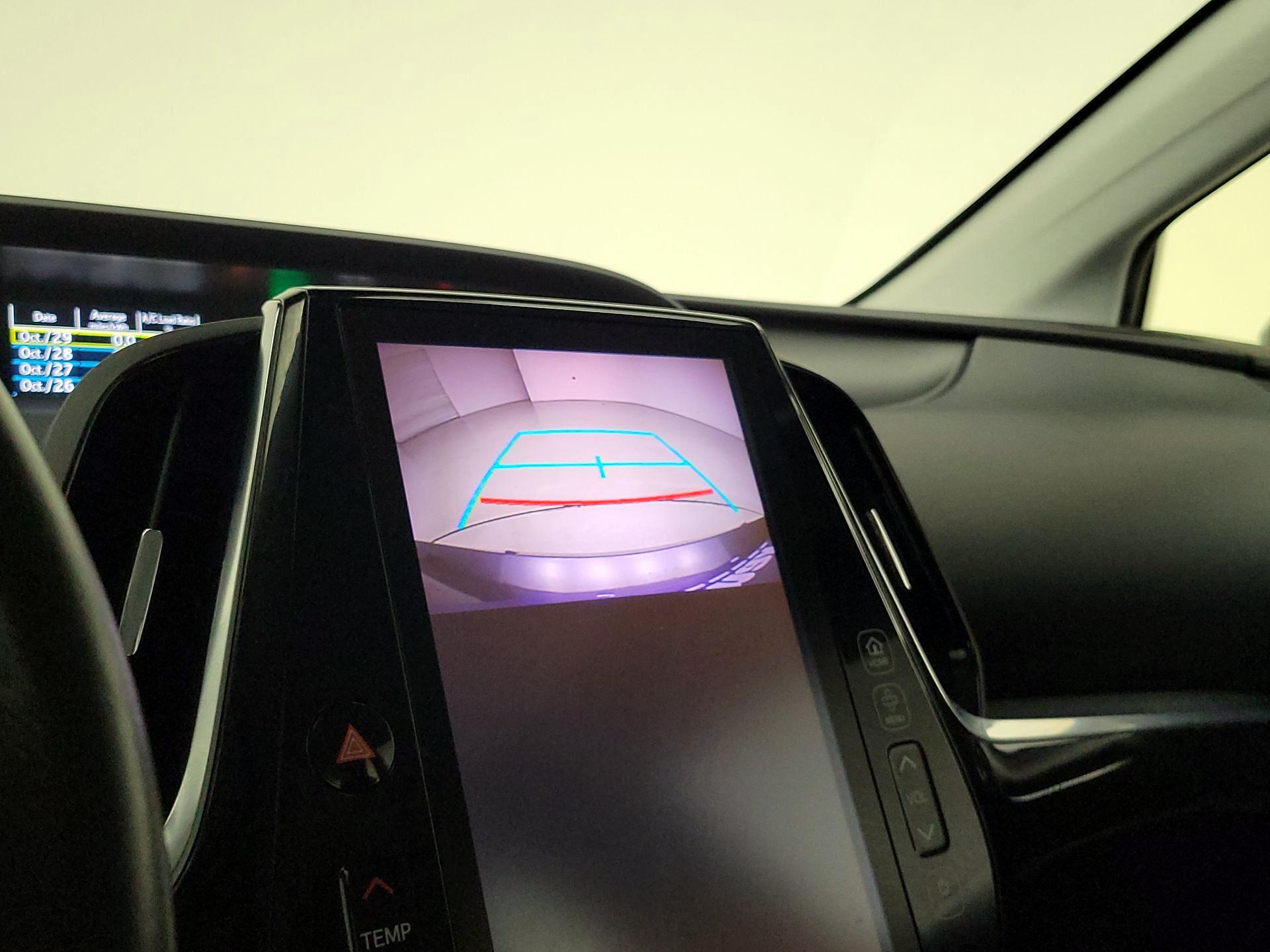 Thumbnail: 2017 Toyota Prius Prime - 15