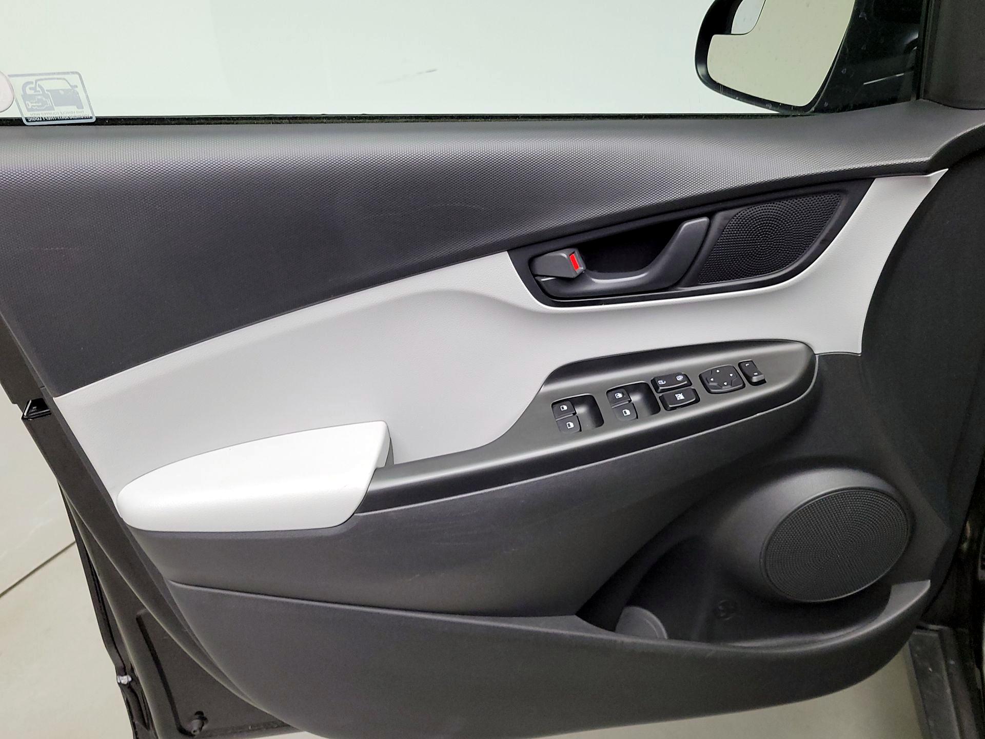 Thumbnail: 2022 Hyundai Kona - 12