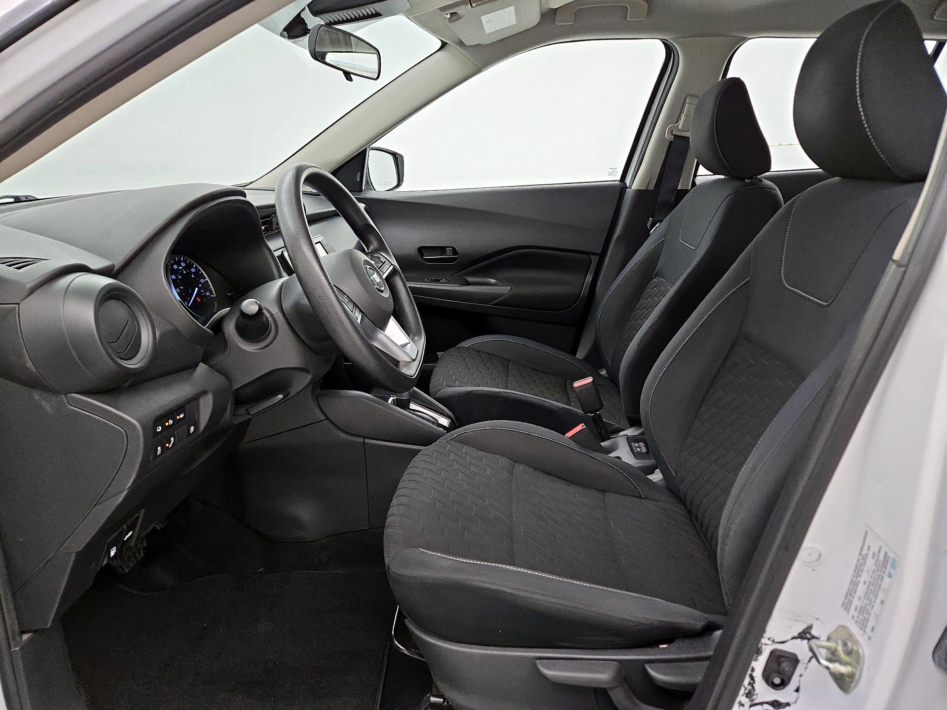 Thumbnail: 2021 Nissan Kicks - 11