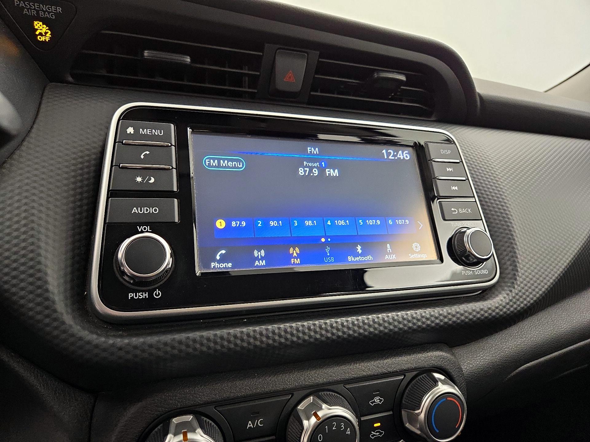 Thumbnail: 2021 Nissan Kicks - 15