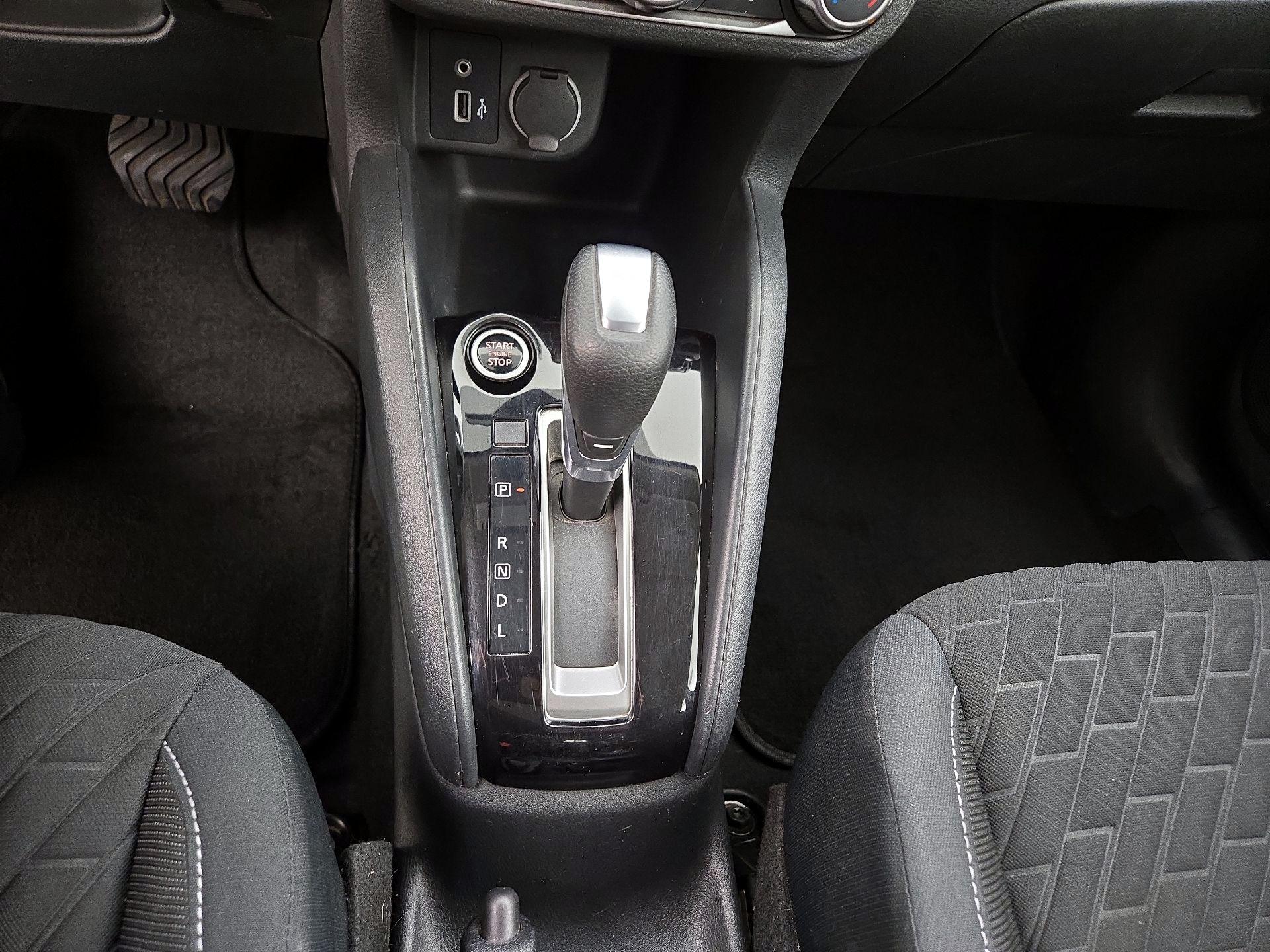 Thumbnail: 2021 Nissan Kicks - 17