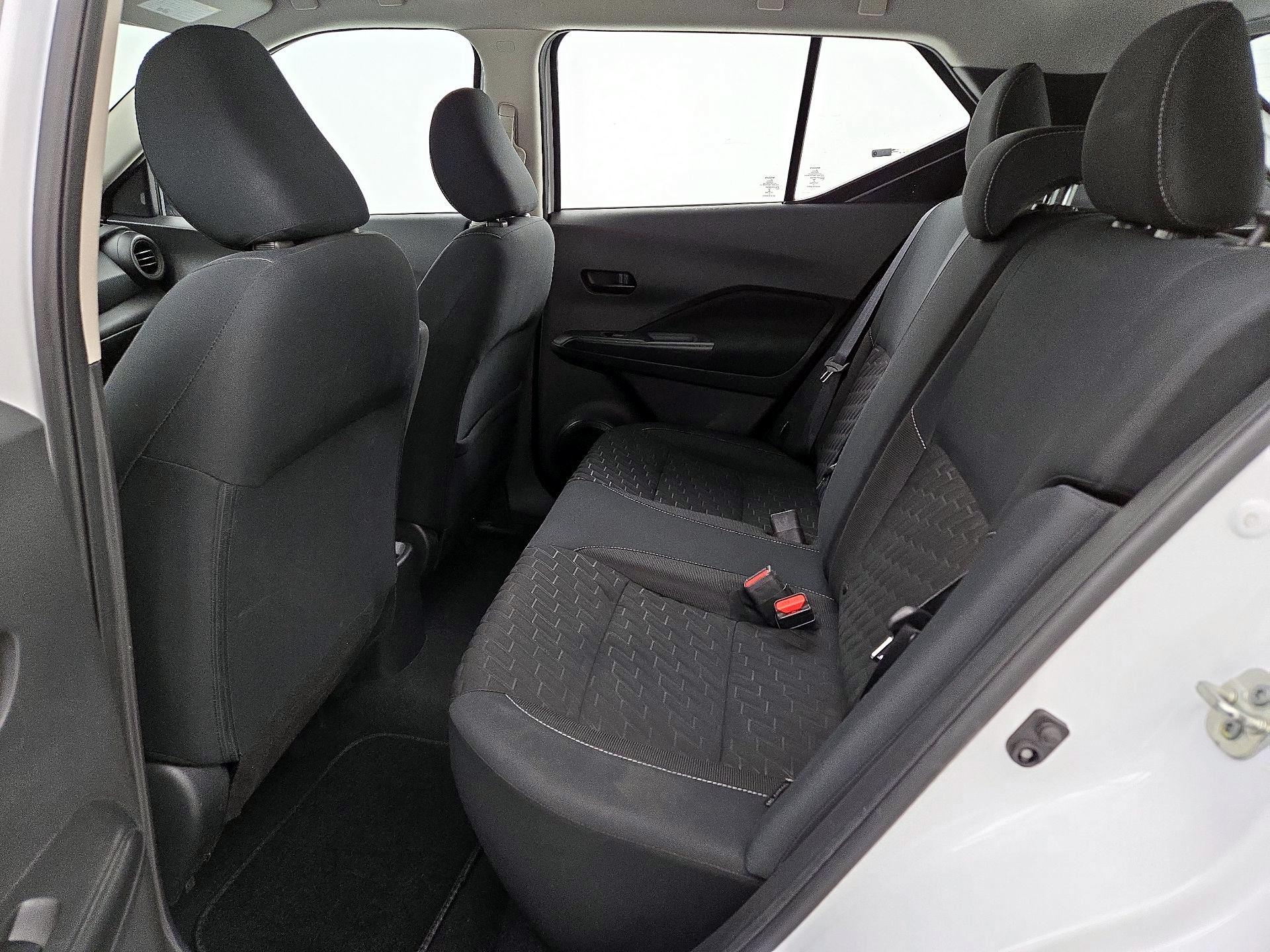 Thumbnail: 2021 Nissan Kicks - 19