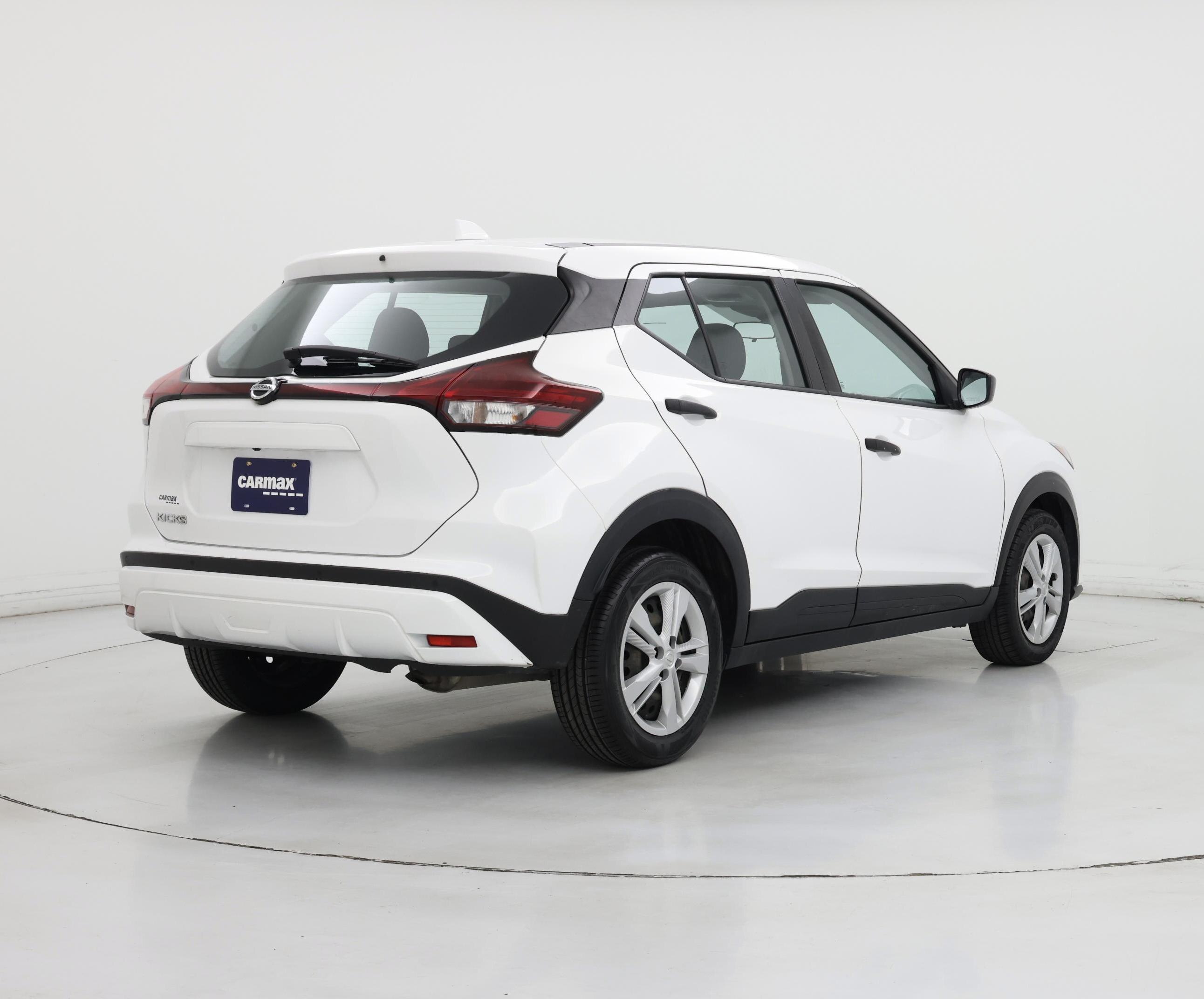 Thumbnail: 2021 Nissan Kicks - 8
