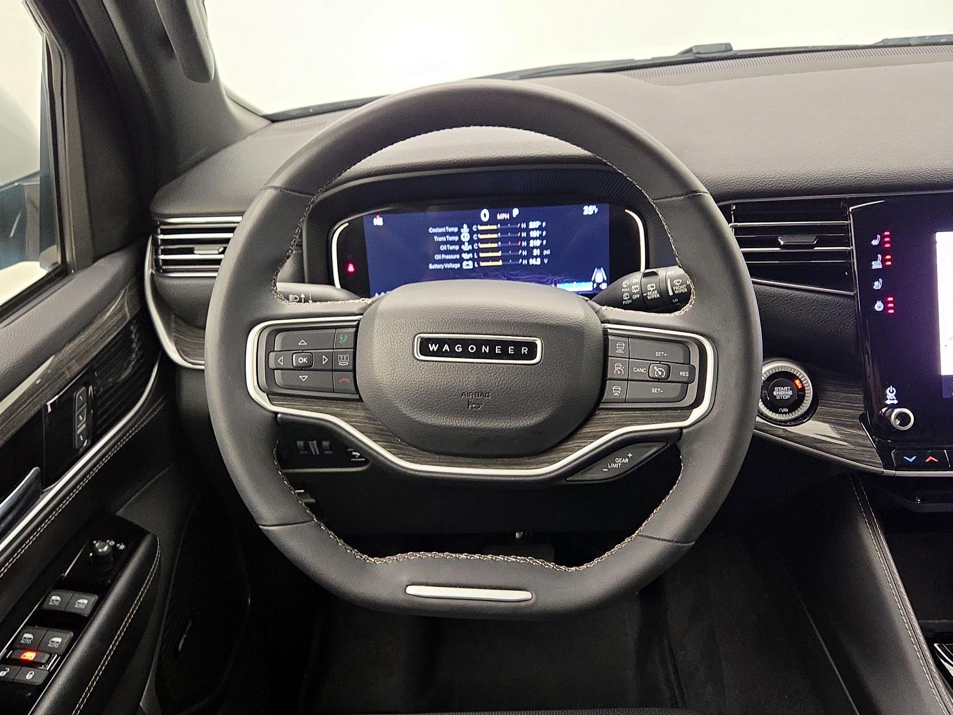 Thumbnail: 2022 Jeep Wagoneer - 10