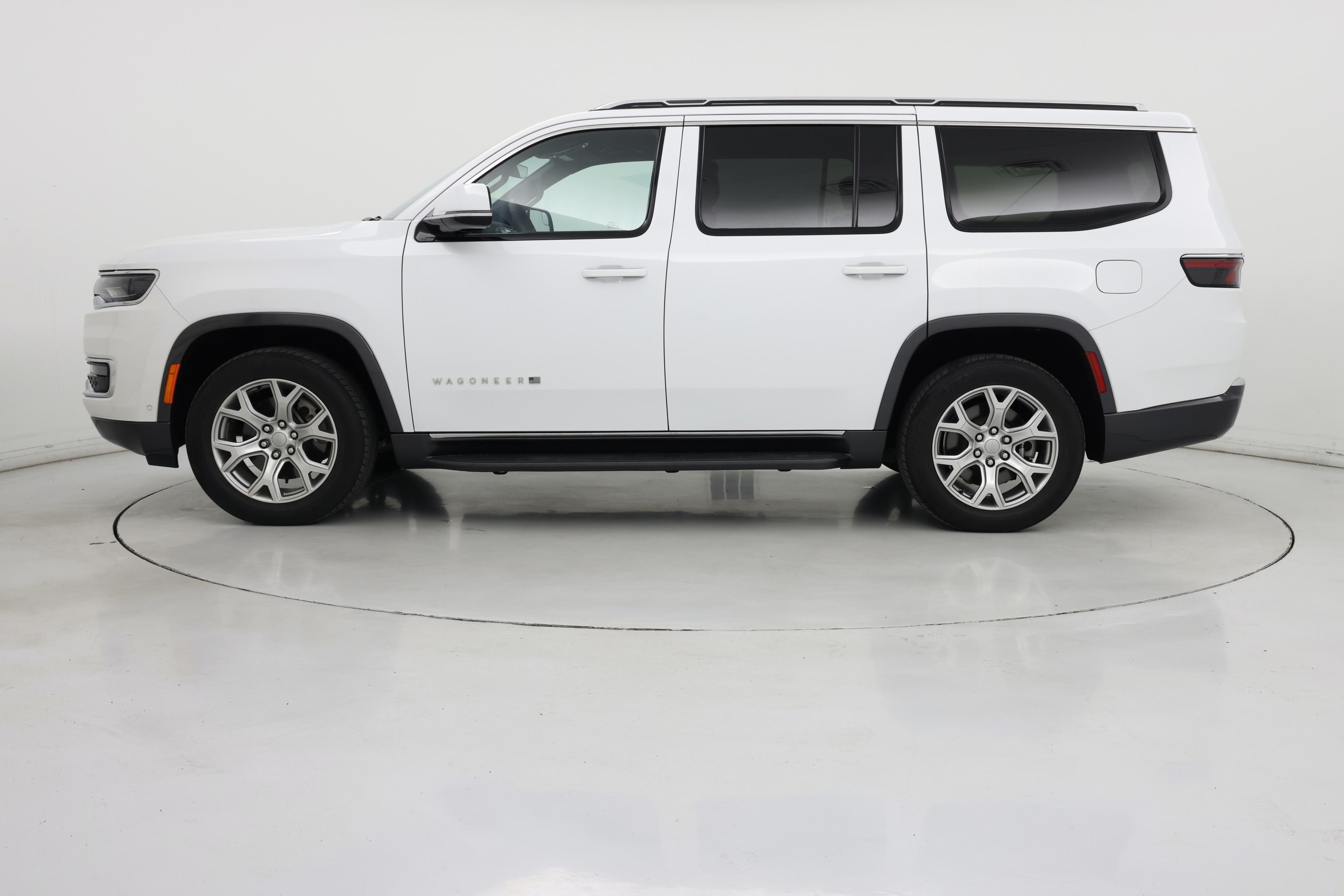 Thumbnail: 2022 Jeep Wagoneer - 3
