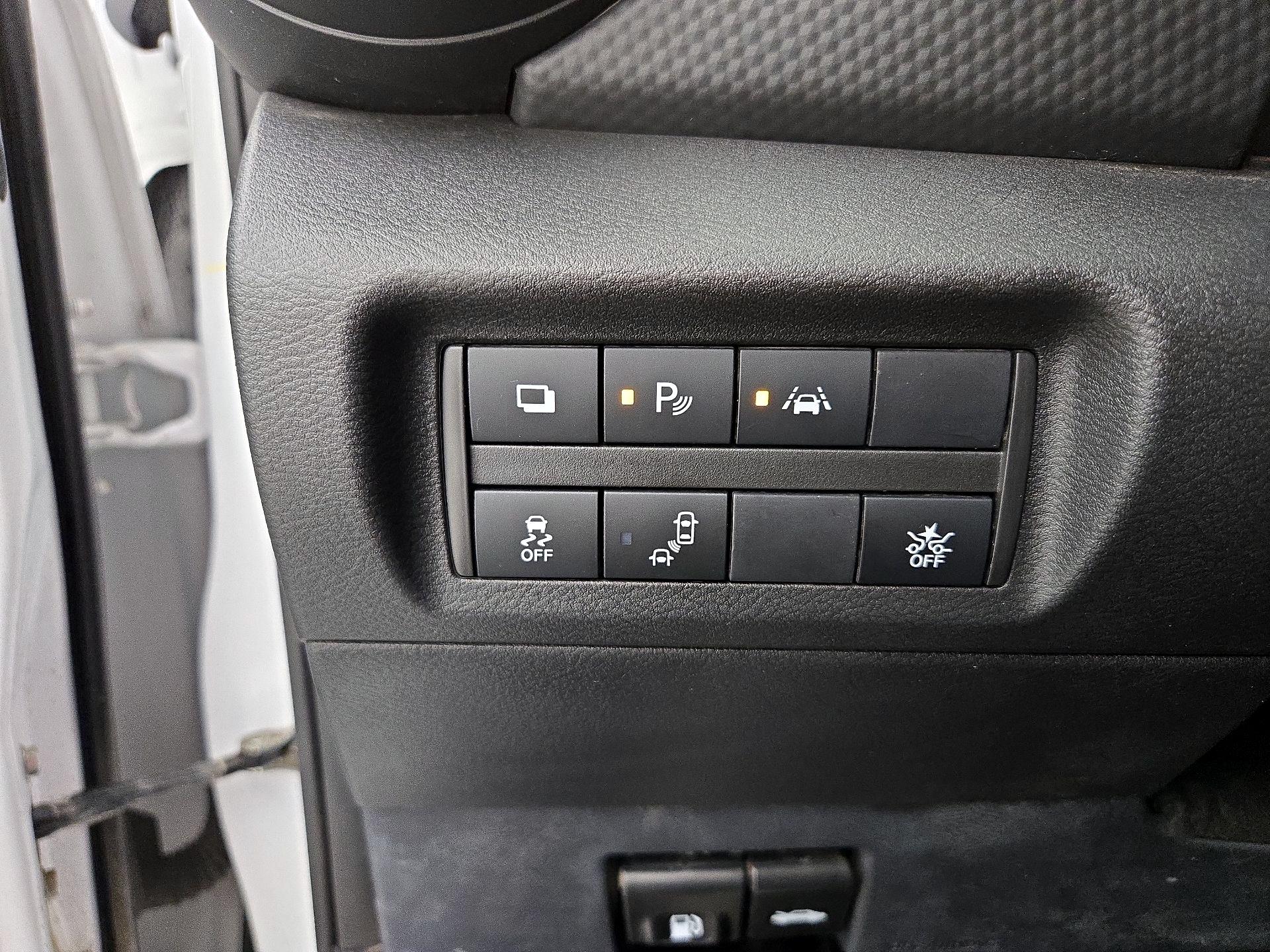 Thumbnail: 2022 Nissan Kicks - 13