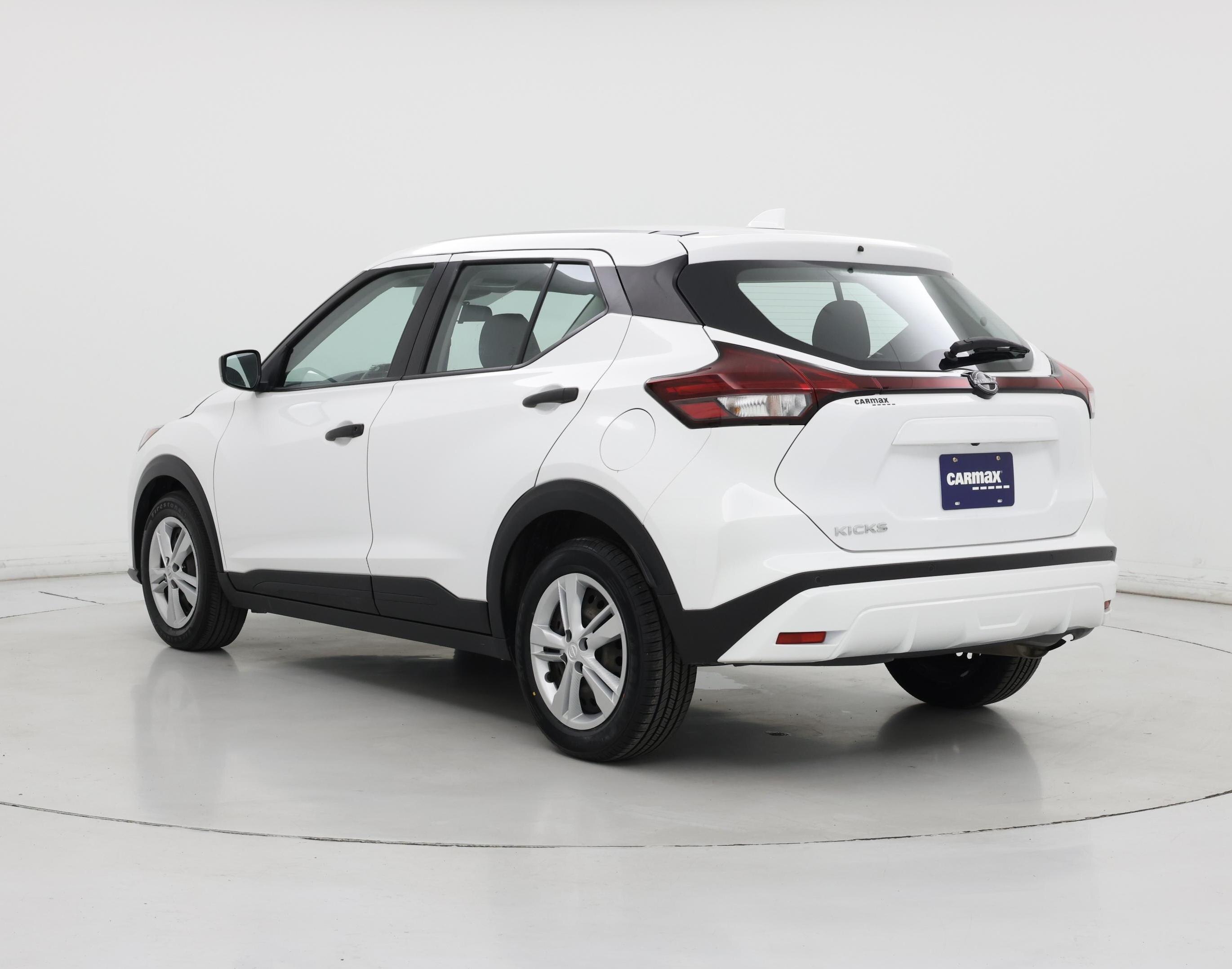 Thumbnail: 2022 Nissan Kicks - 2