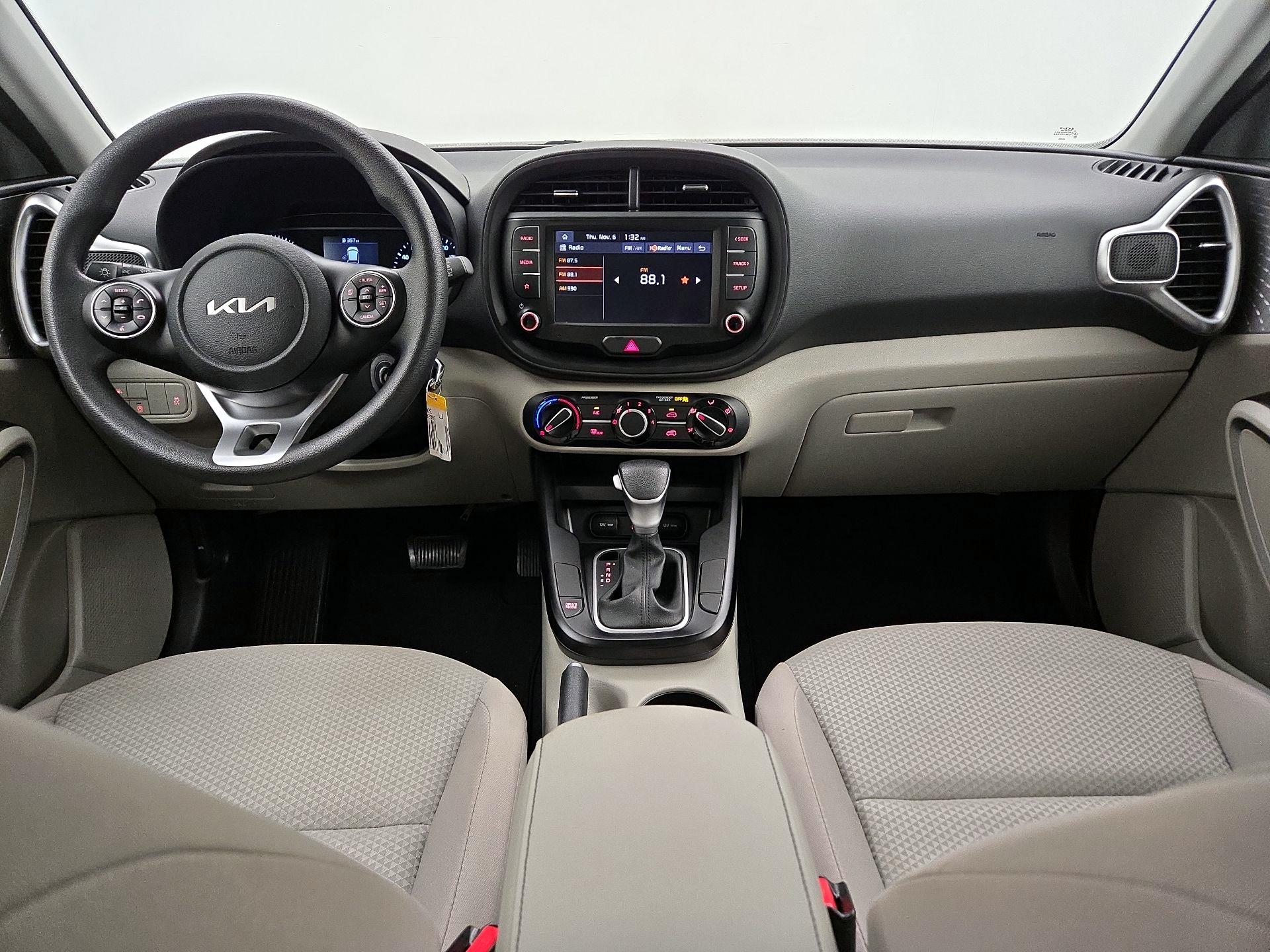 Thumbnail: 2022 Kia Soul - 9