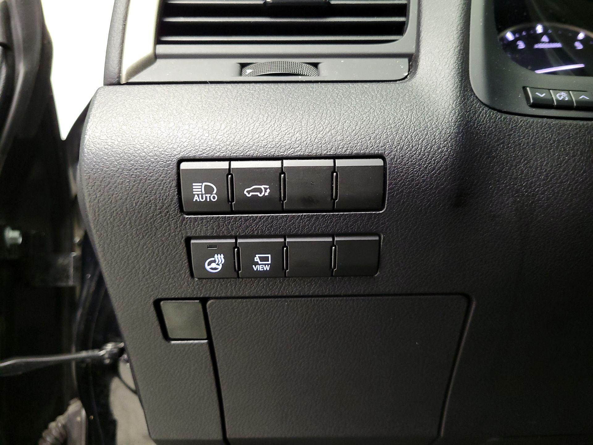 Thumbnail: 2021 Lexus RX - 13