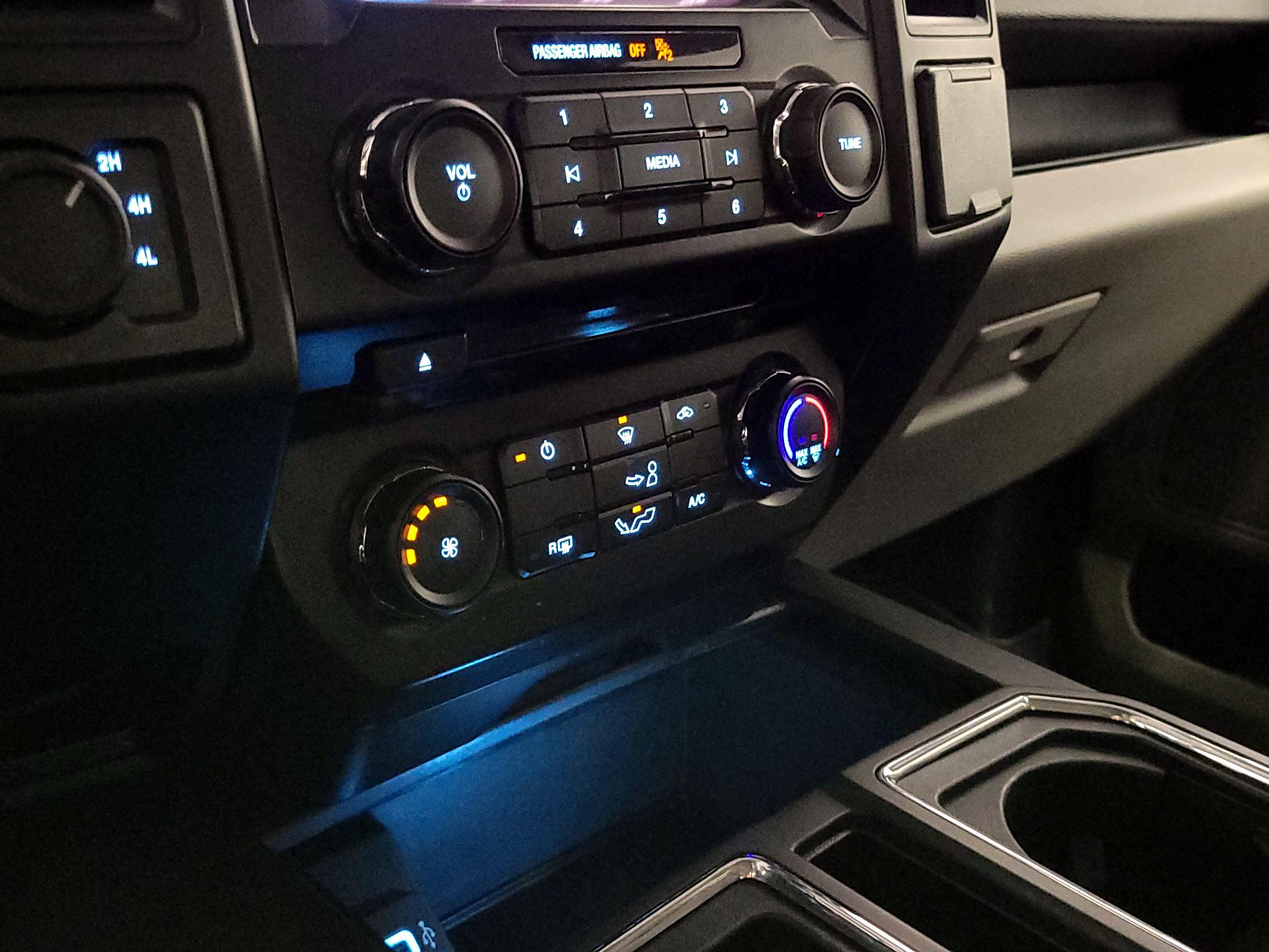 Thumbnail: 2018 Ford F-150 - 16