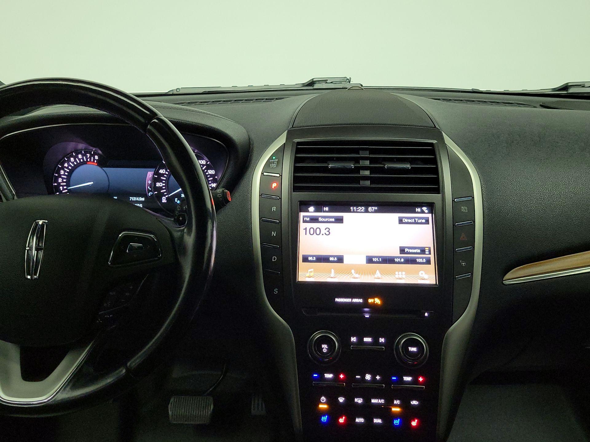 Thumbnail: 2017 Lincoln MKC - 18