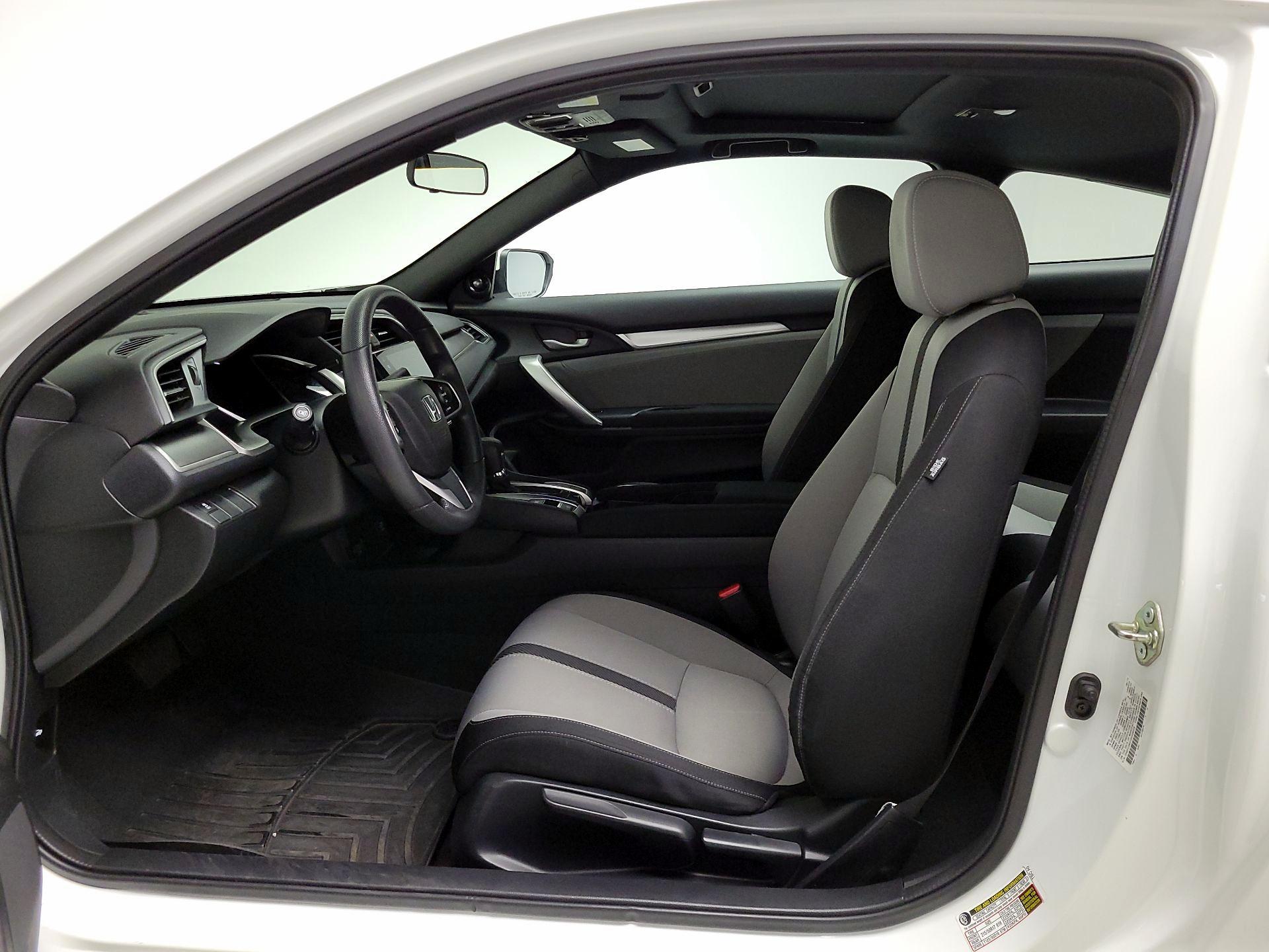 Thumbnail: 2016 Honda Civic - 11