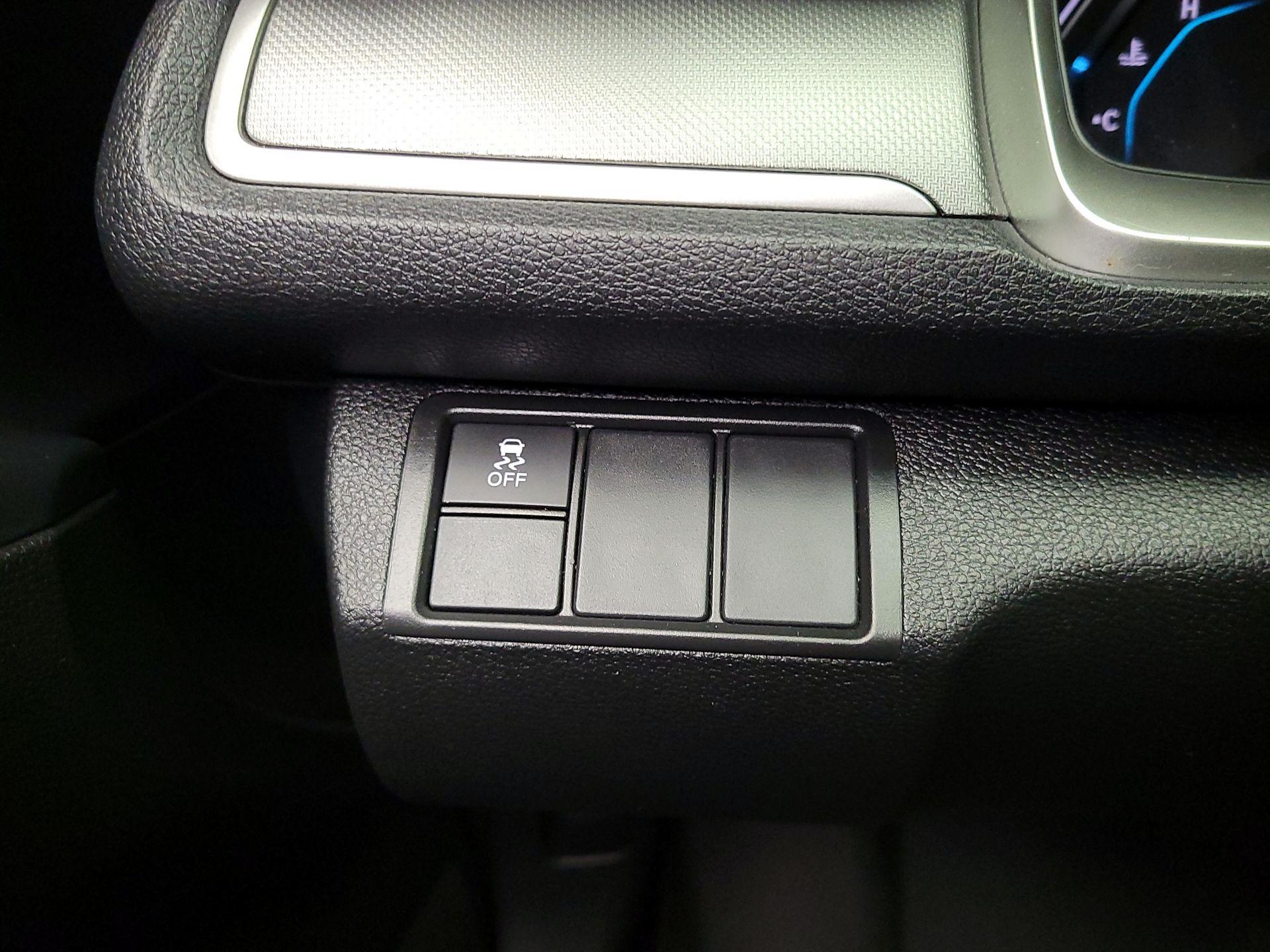 Thumbnail: 2016 Honda Civic - 13