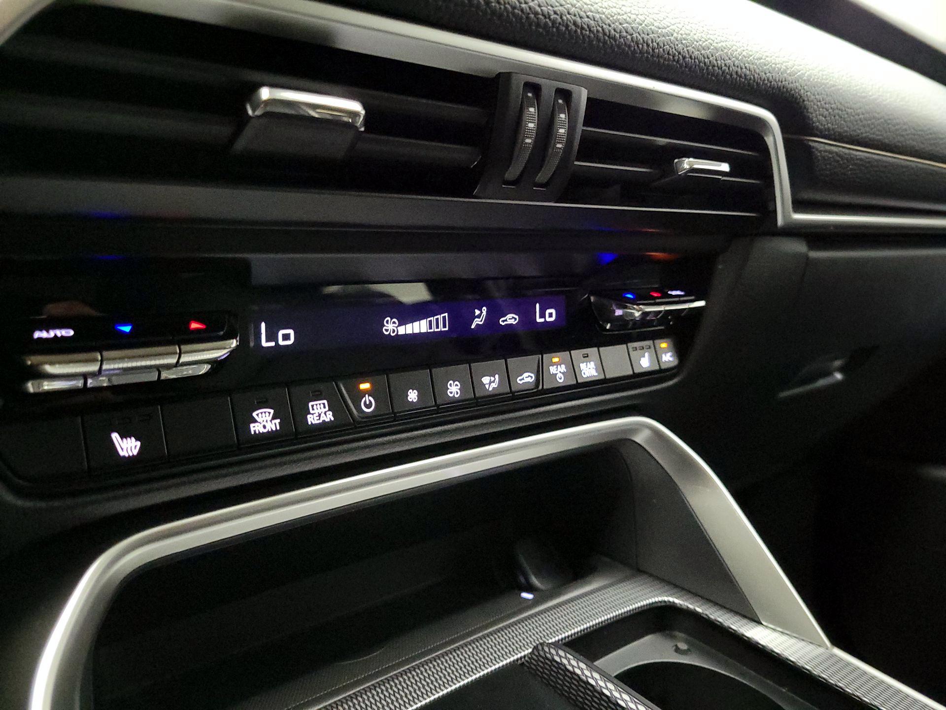 Thumbnail: 2024 Mazda CX-90 - 17