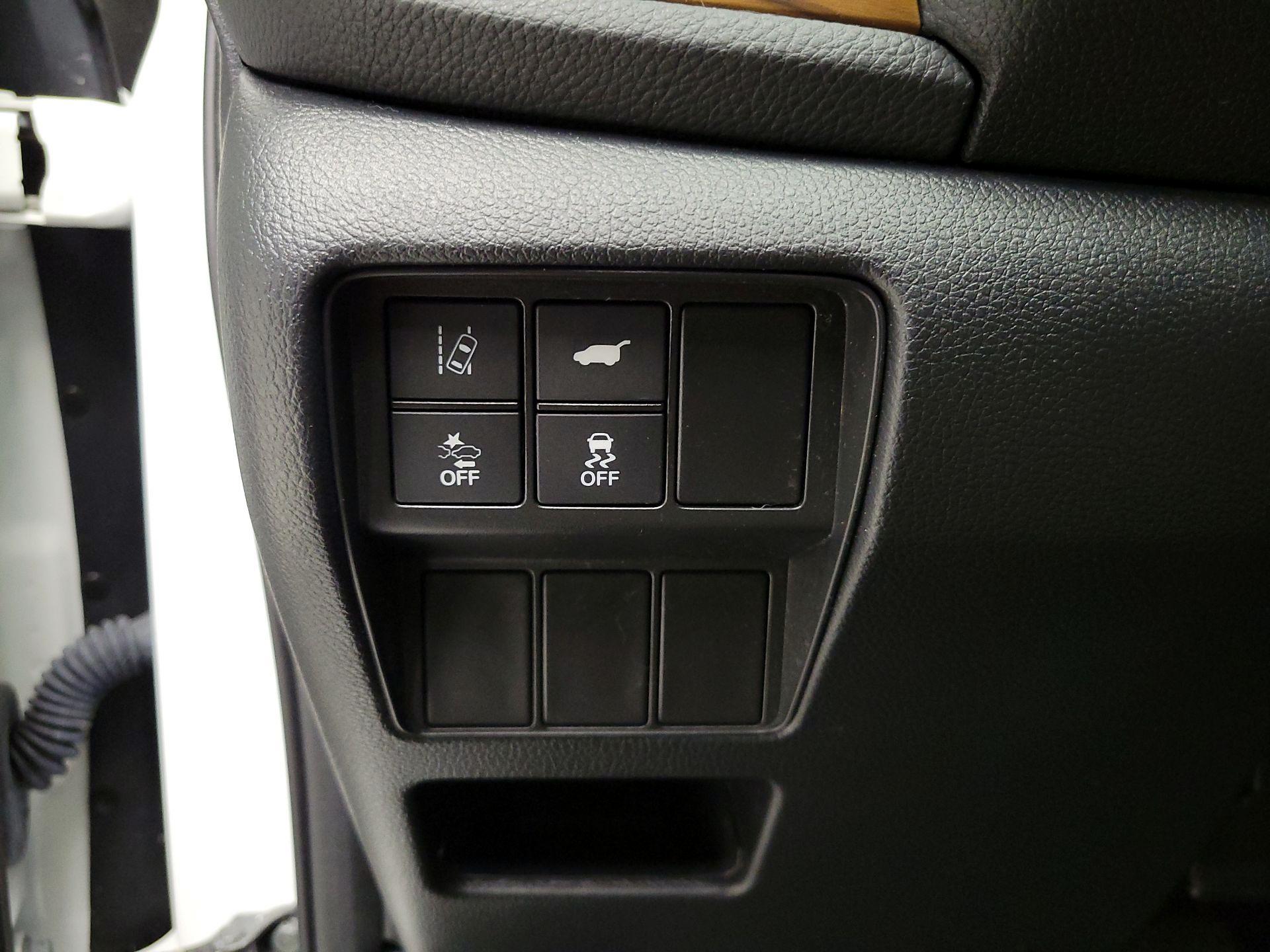 Thumbnail: 2019 Honda CR-V - 13