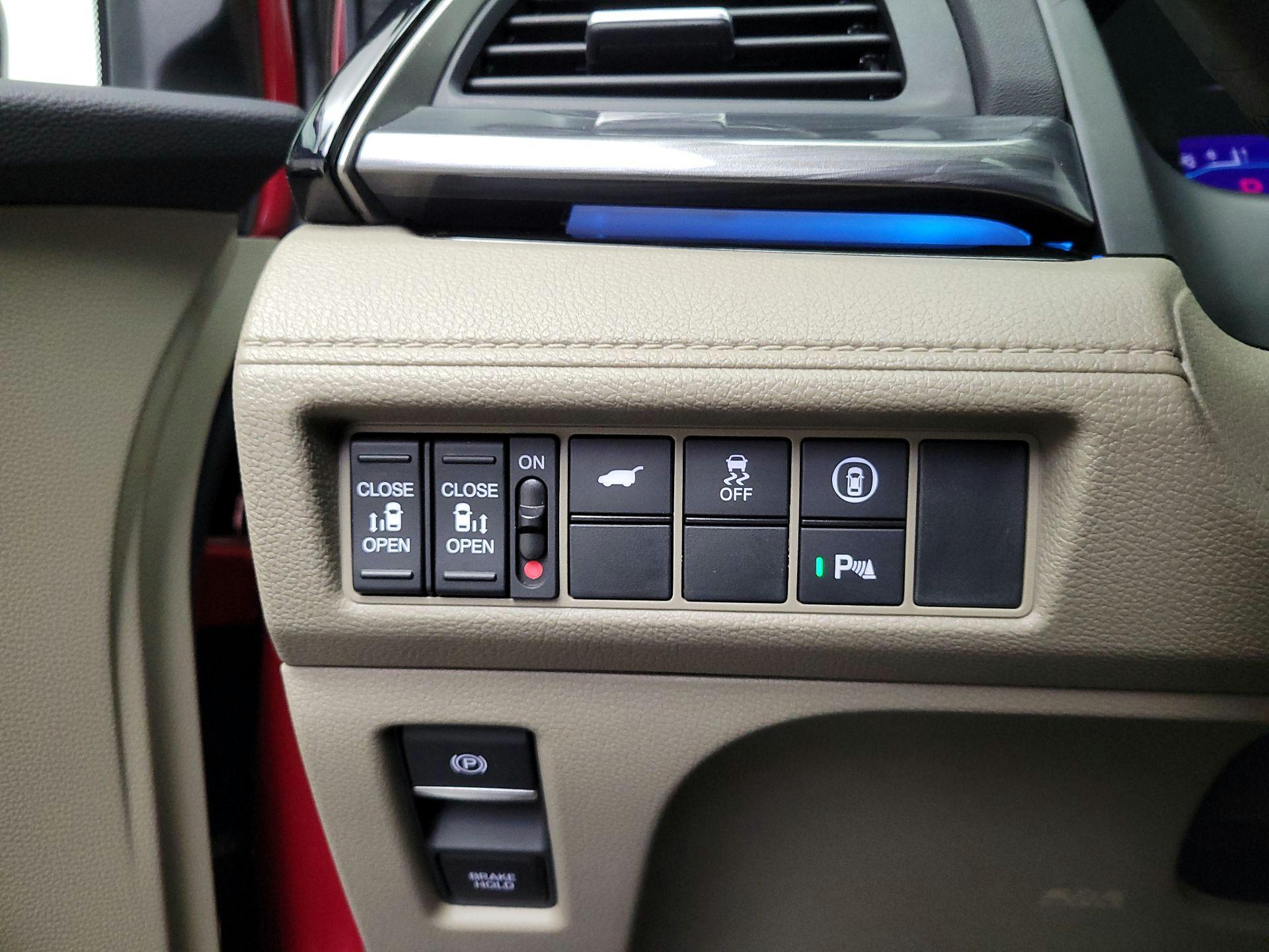 Thumbnail: 2023 Honda Odyssey - 13