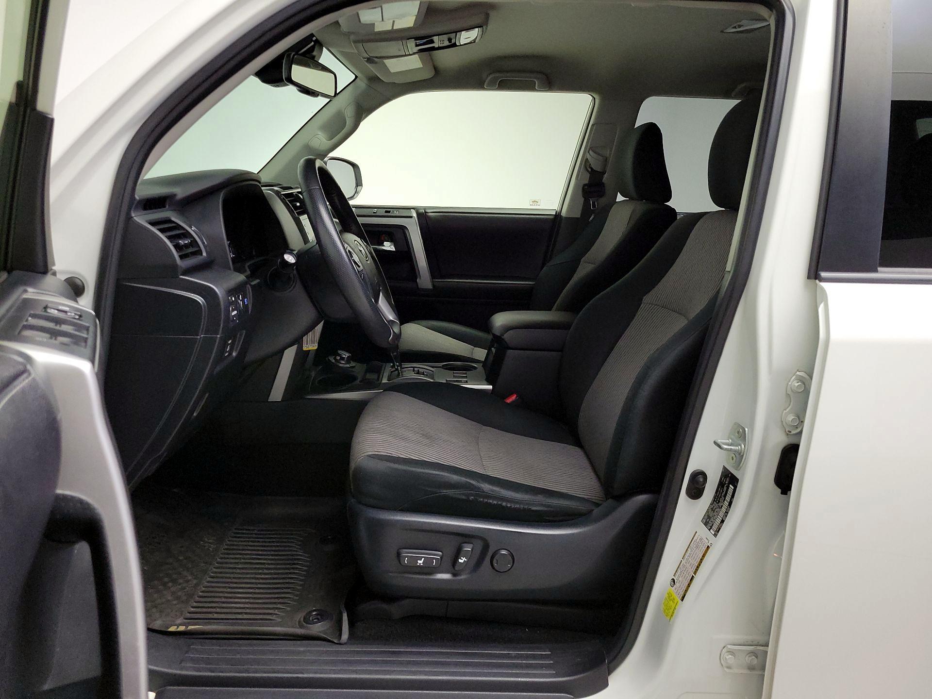 Thumbnail: 2020 Toyota 4Runner - 11