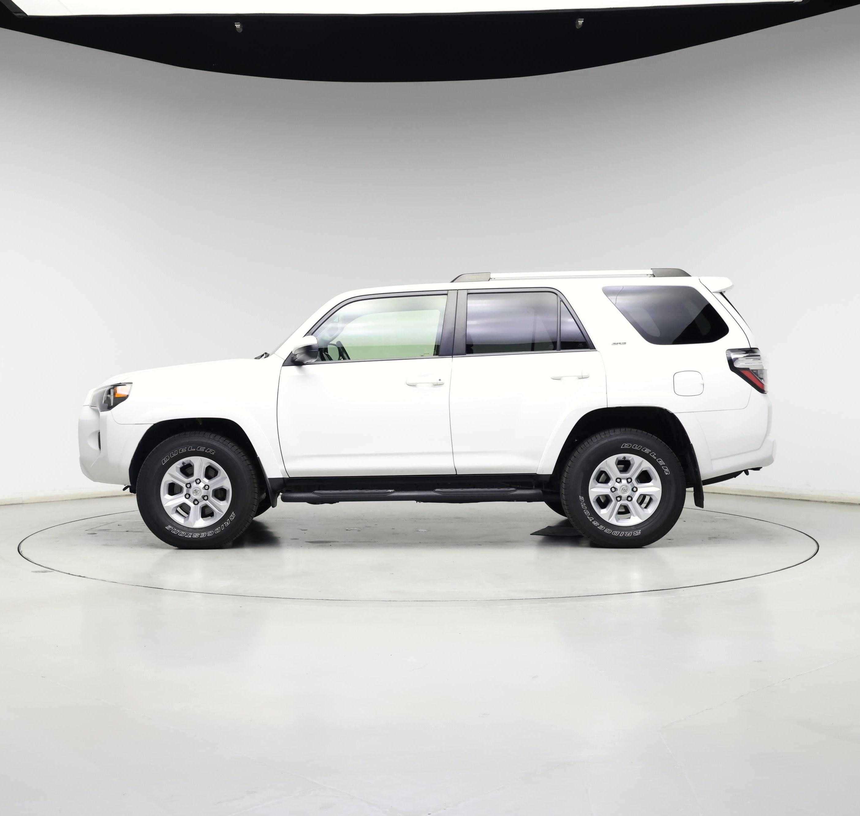 Thumbnail: 2020 Toyota 4Runner - 3