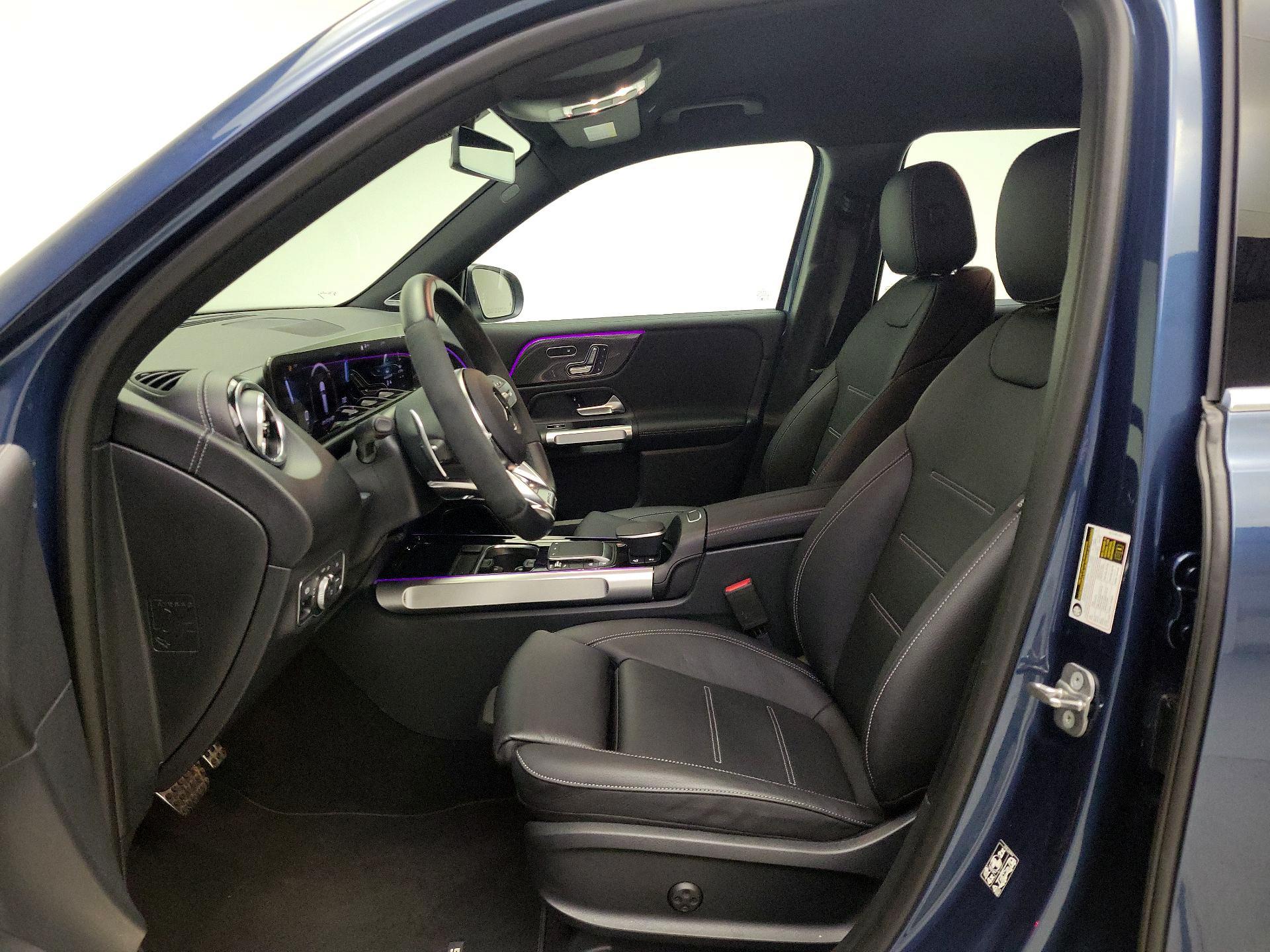 Thumbnail: 2023 Mercedes-Benz GLB - 11