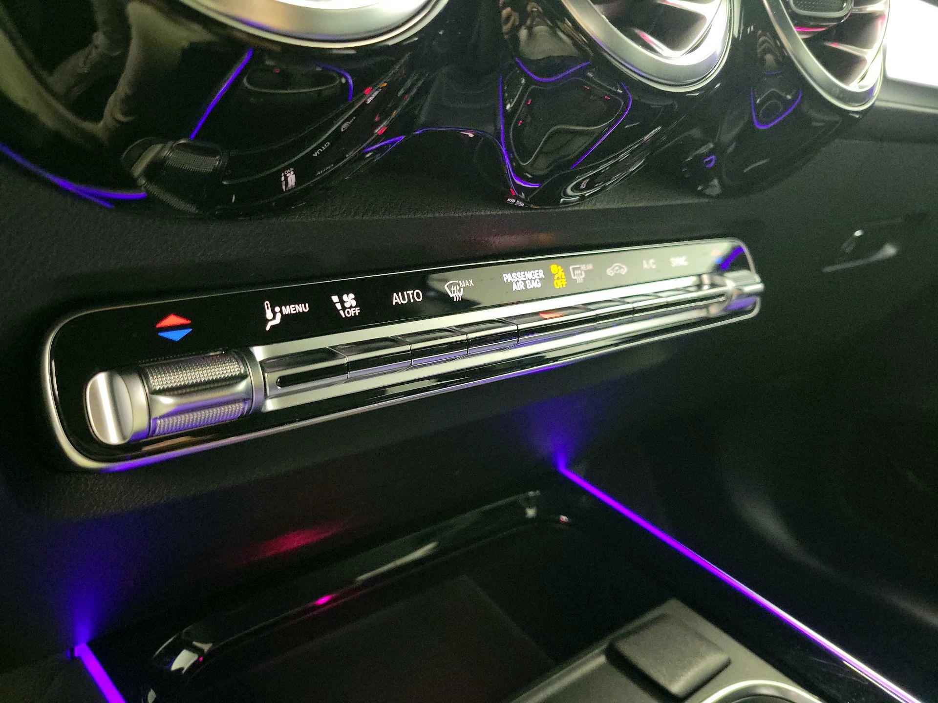 Thumbnail: 2023 Mercedes-Benz GLB - 16