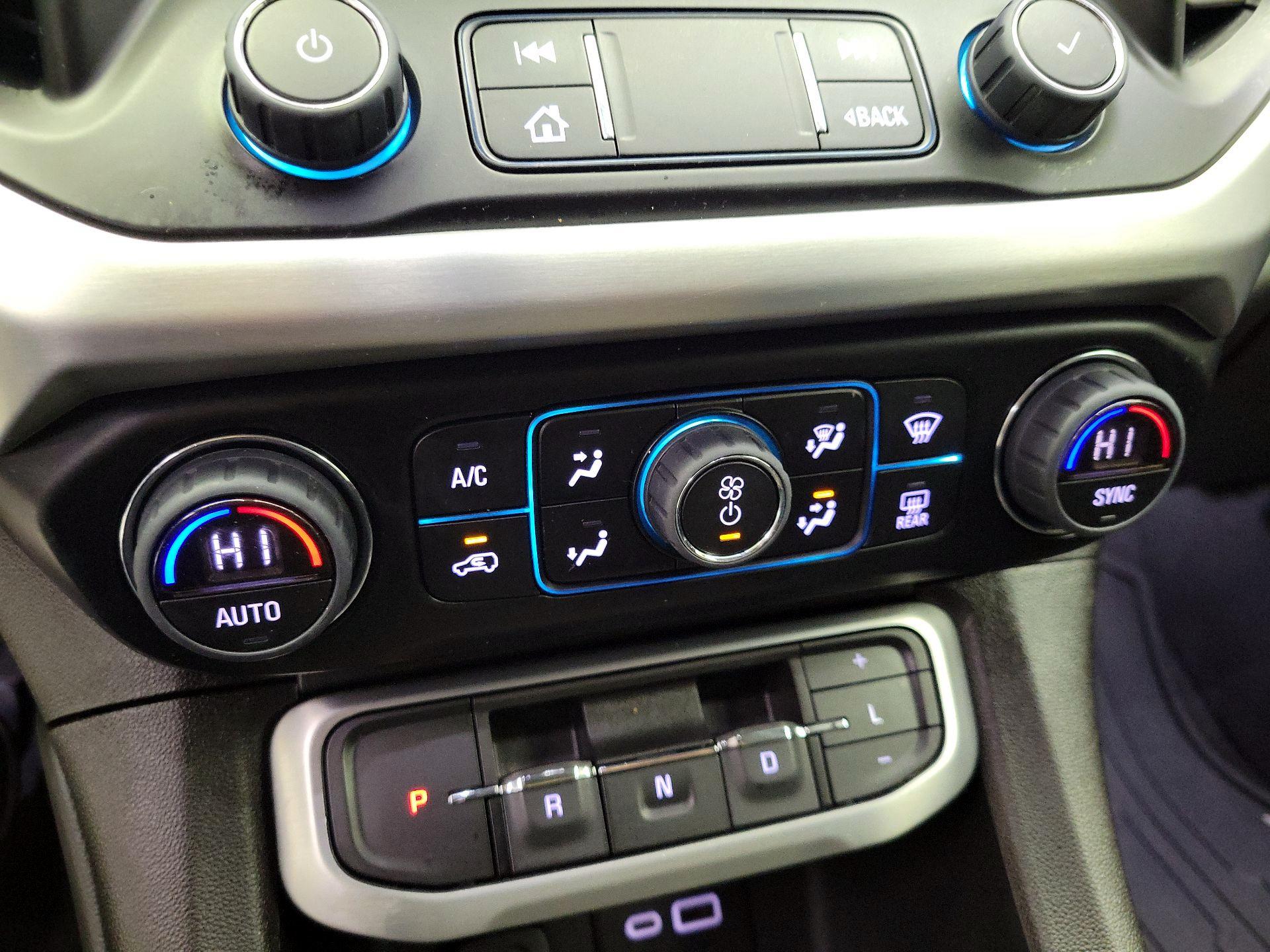 Thumbnail: 2023 GMC Acadia - 16