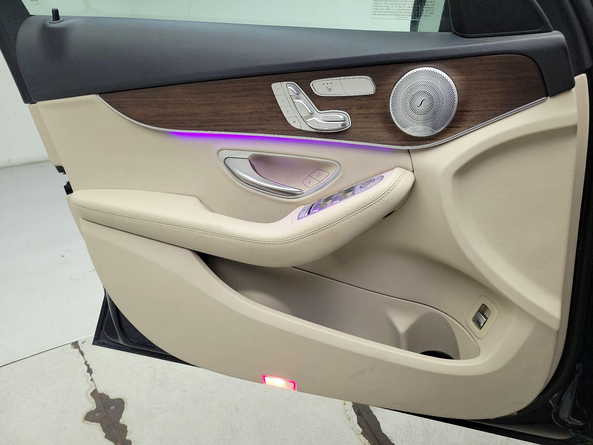 Thumbnail: 2021 Mercedes-Benz C-Class - 12