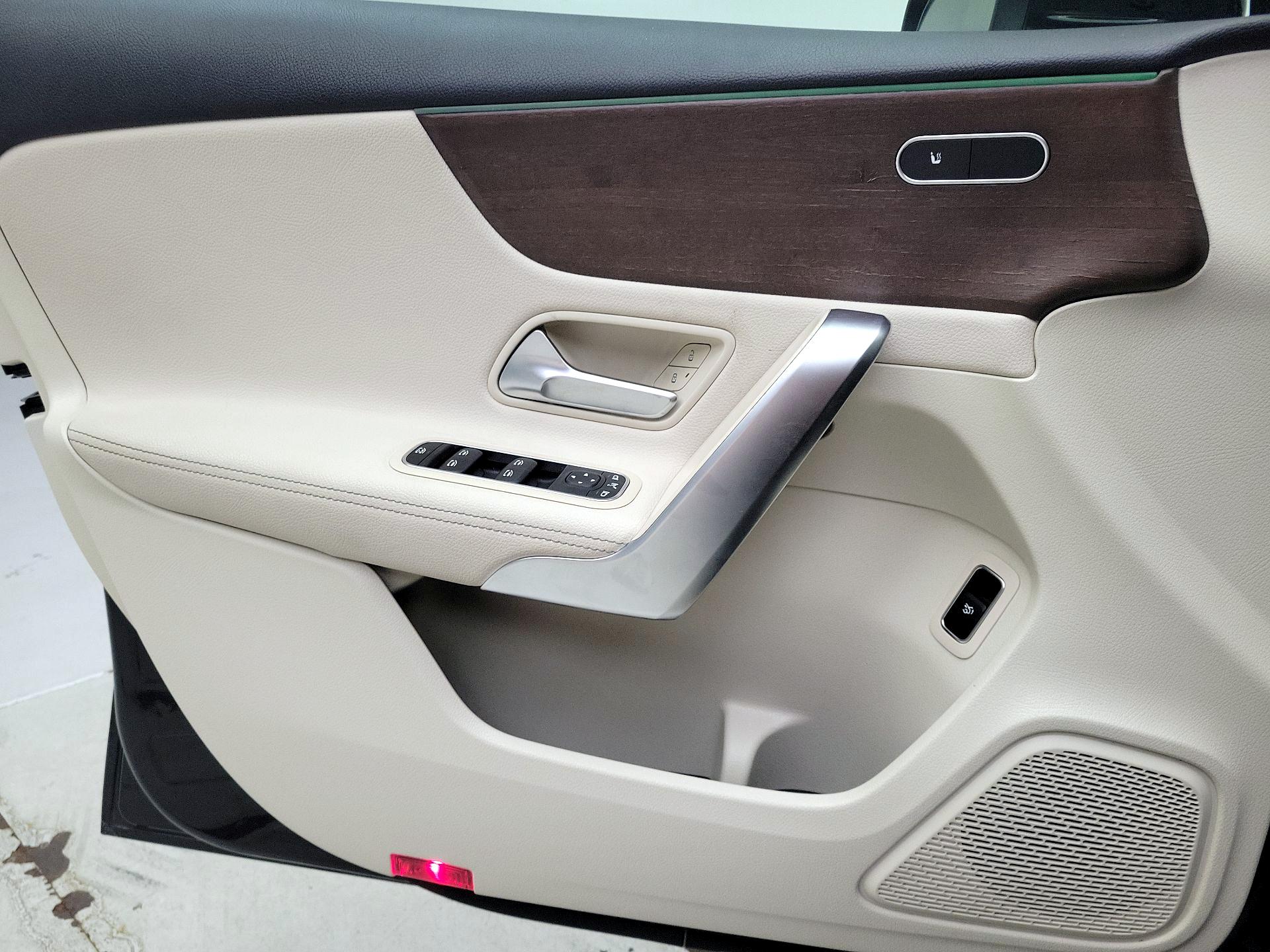 Thumbnail: 2022 Mercedes-Benz A-Class - 12