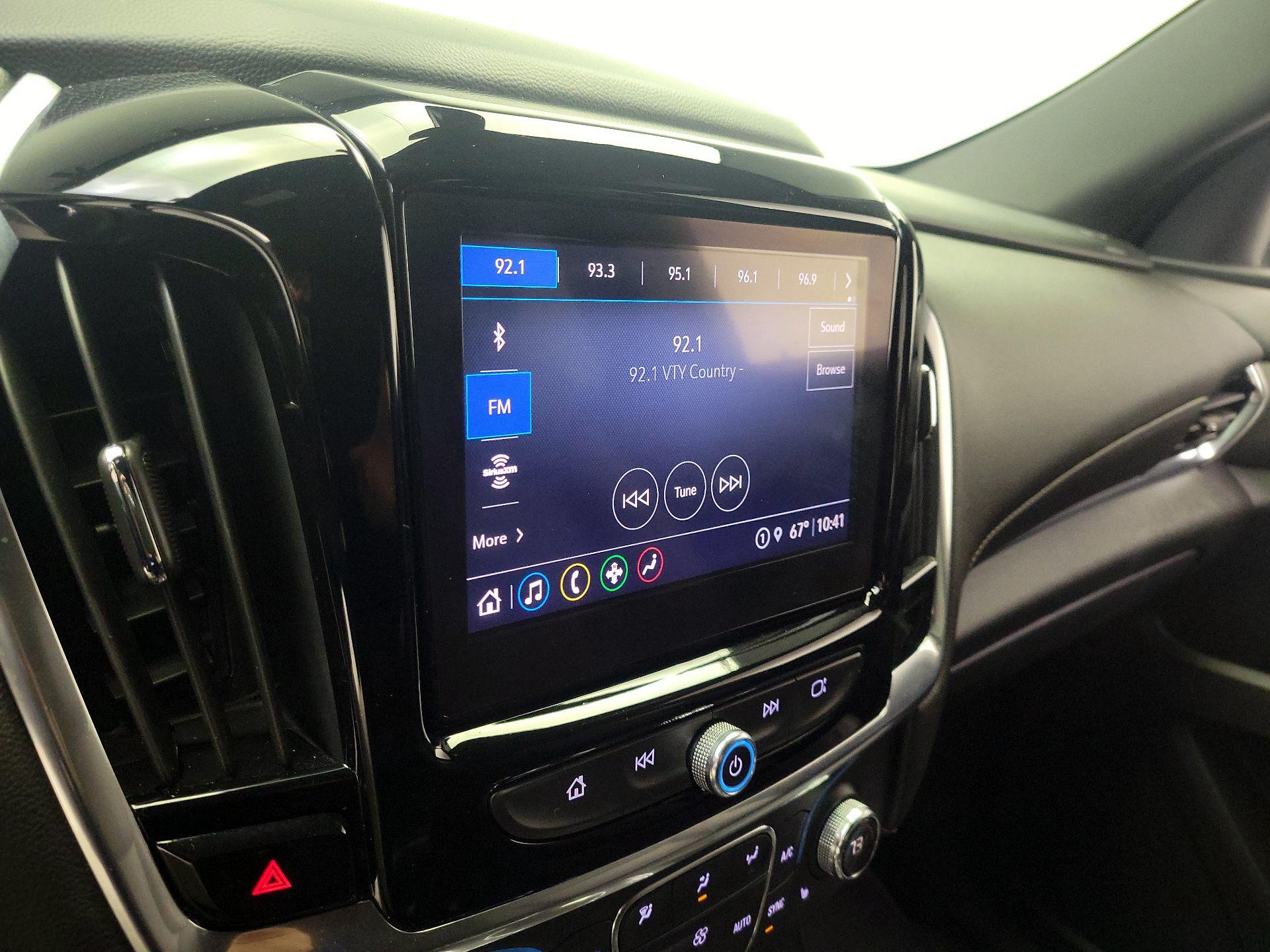 Thumbnail: 2022 Chevrolet Traverse - 15