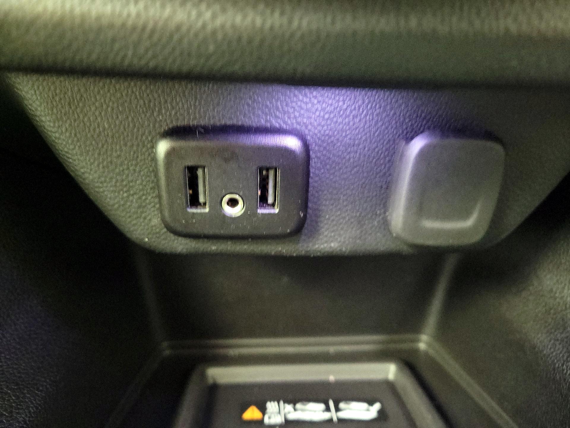 Thumbnail: 2022 Chevrolet Traverse - 18