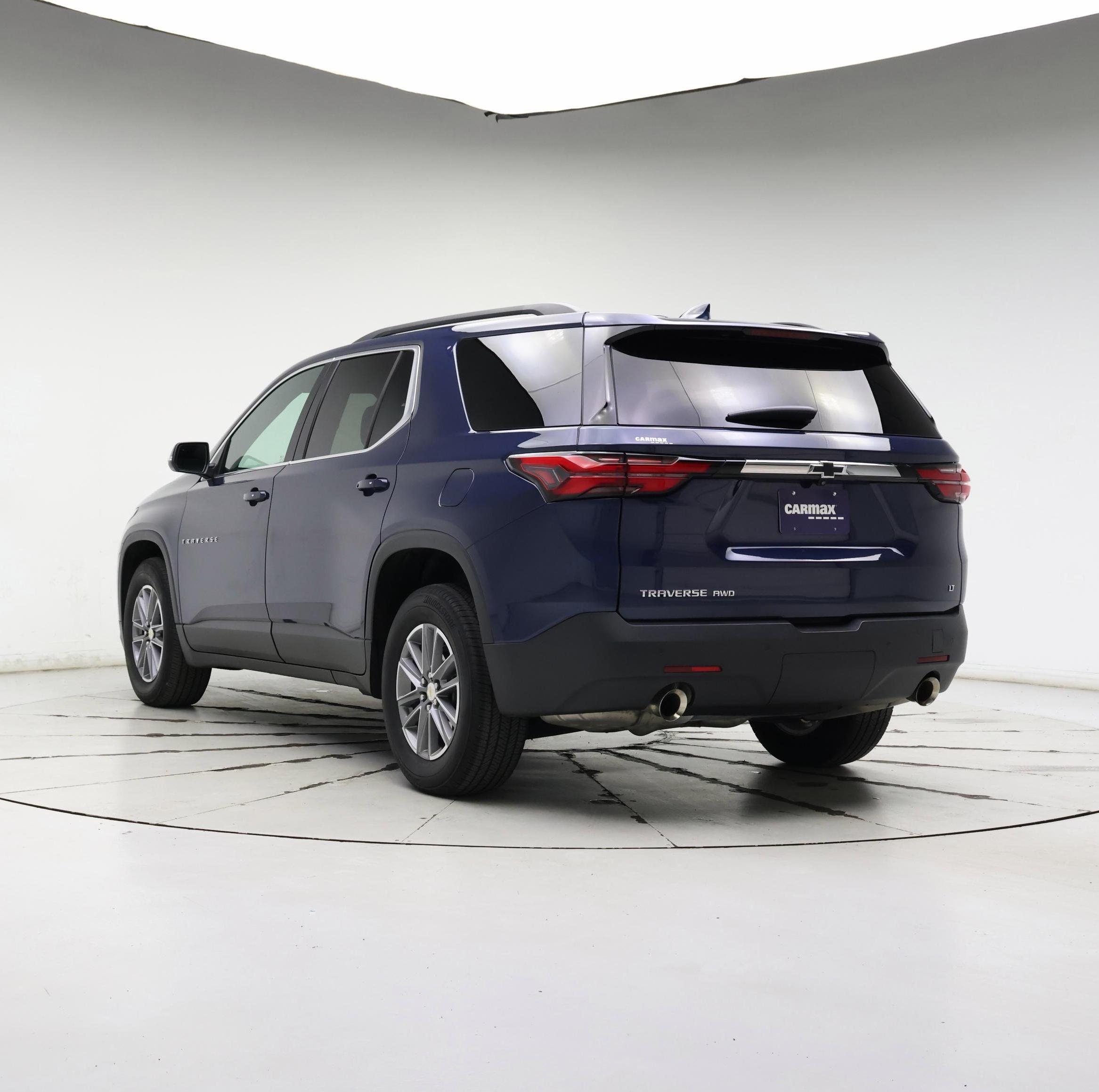 Thumbnail: 2022 Chevrolet Traverse - 2