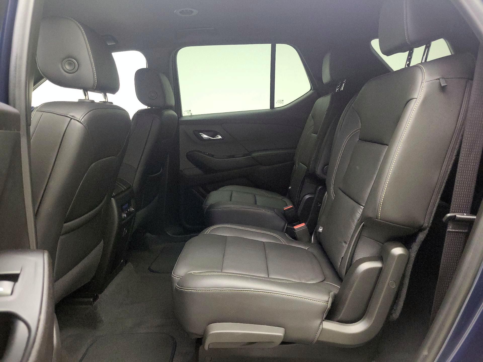 Thumbnail: 2022 Chevrolet Traverse - 19