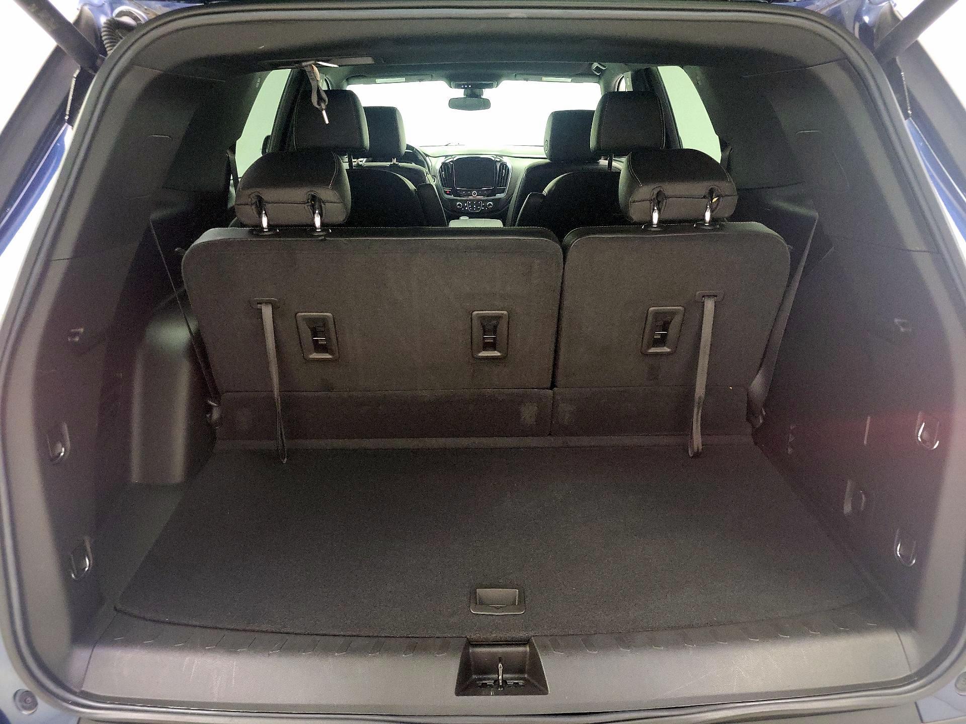 Thumbnail: 2022 Chevrolet Traverse - 20