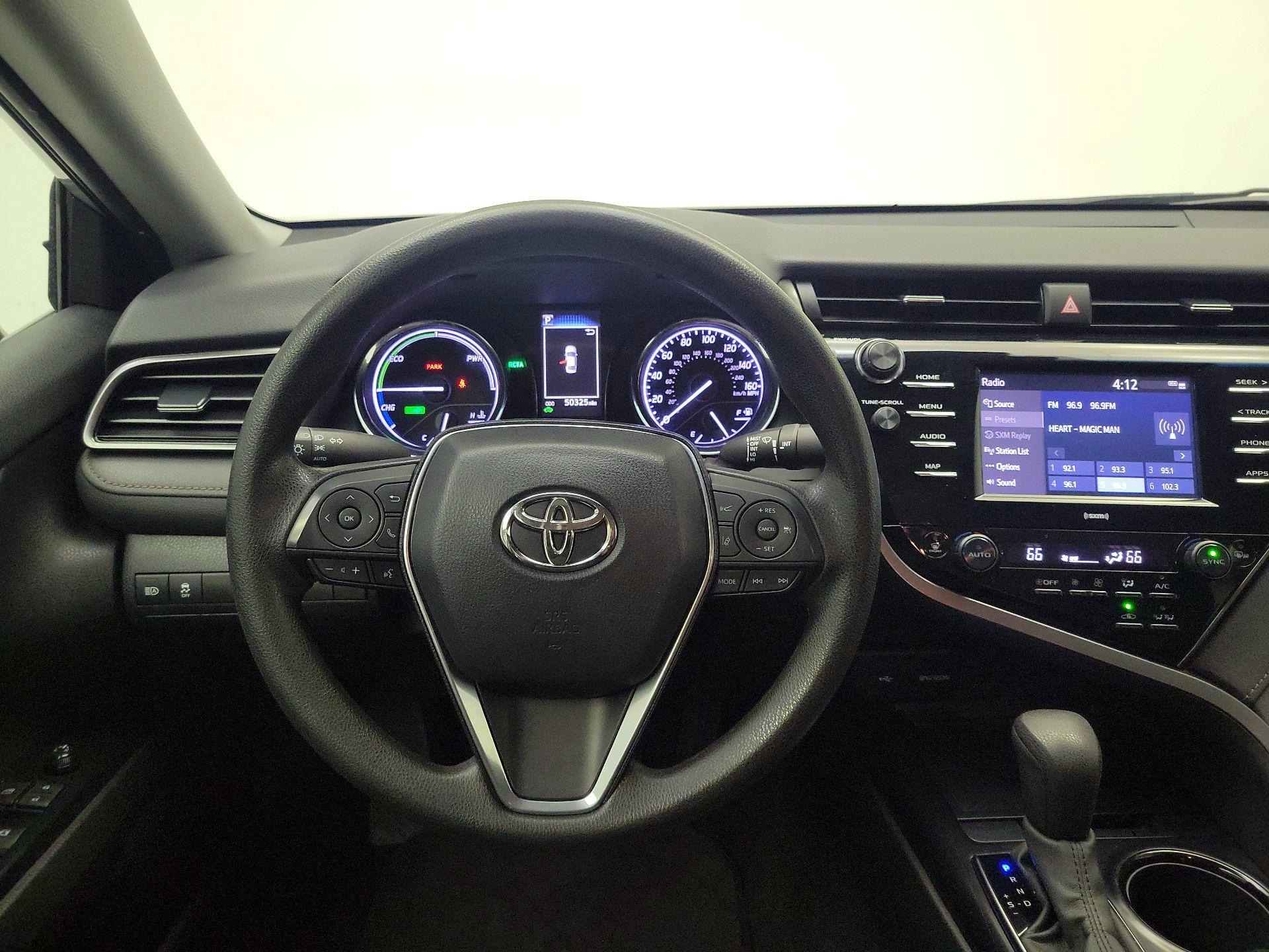 Thumbnail: 2020 Toyota Camry - 10